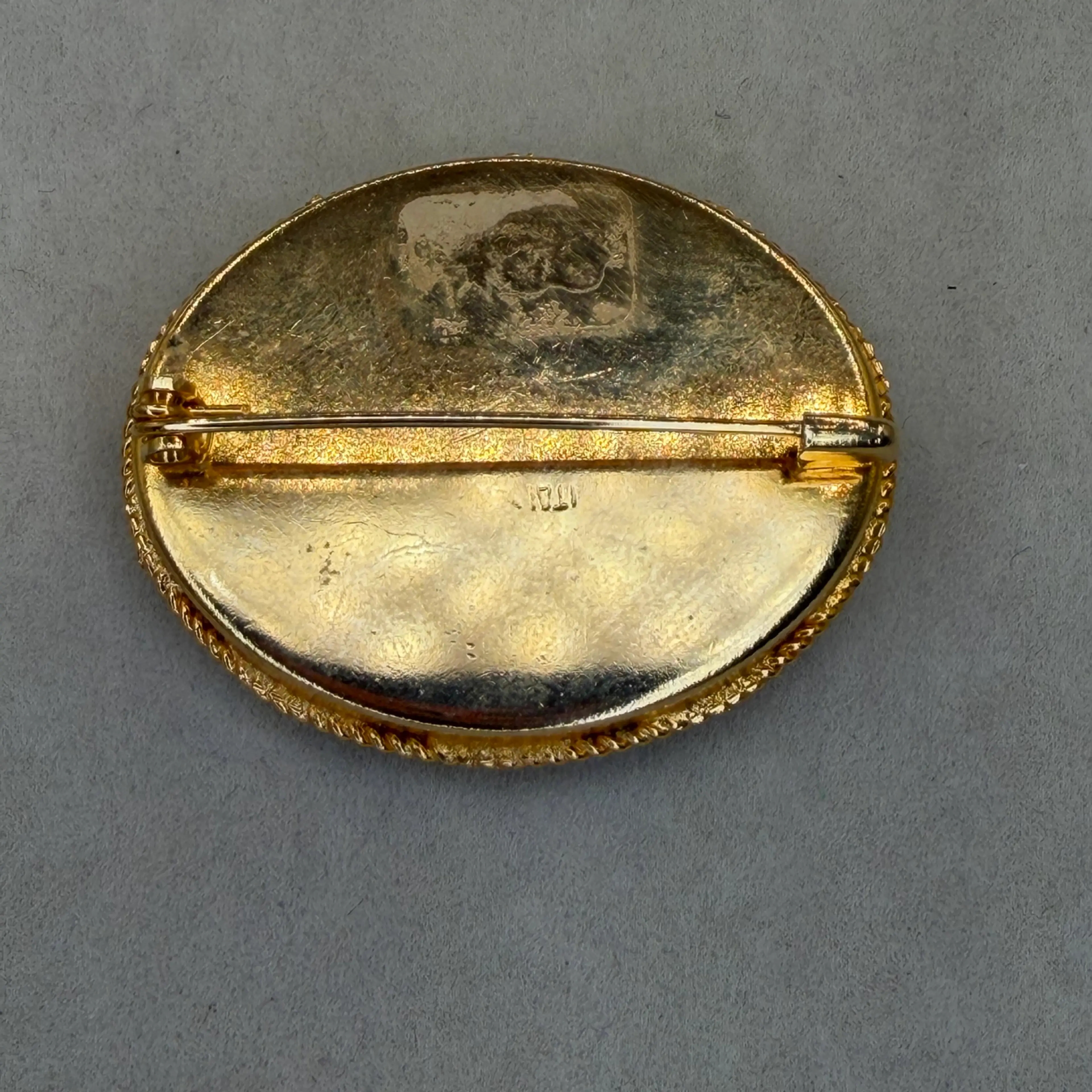 Image 2 of 2