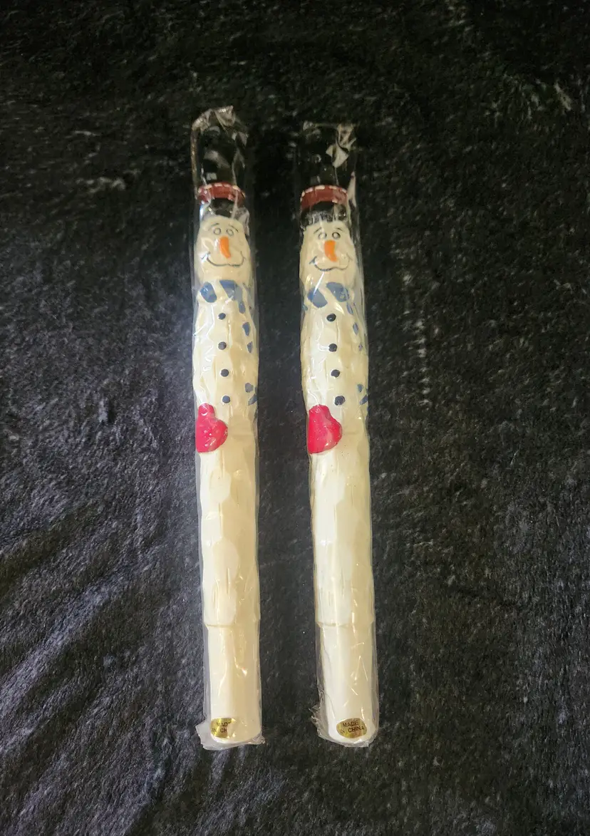 NIB Snowman Candles
