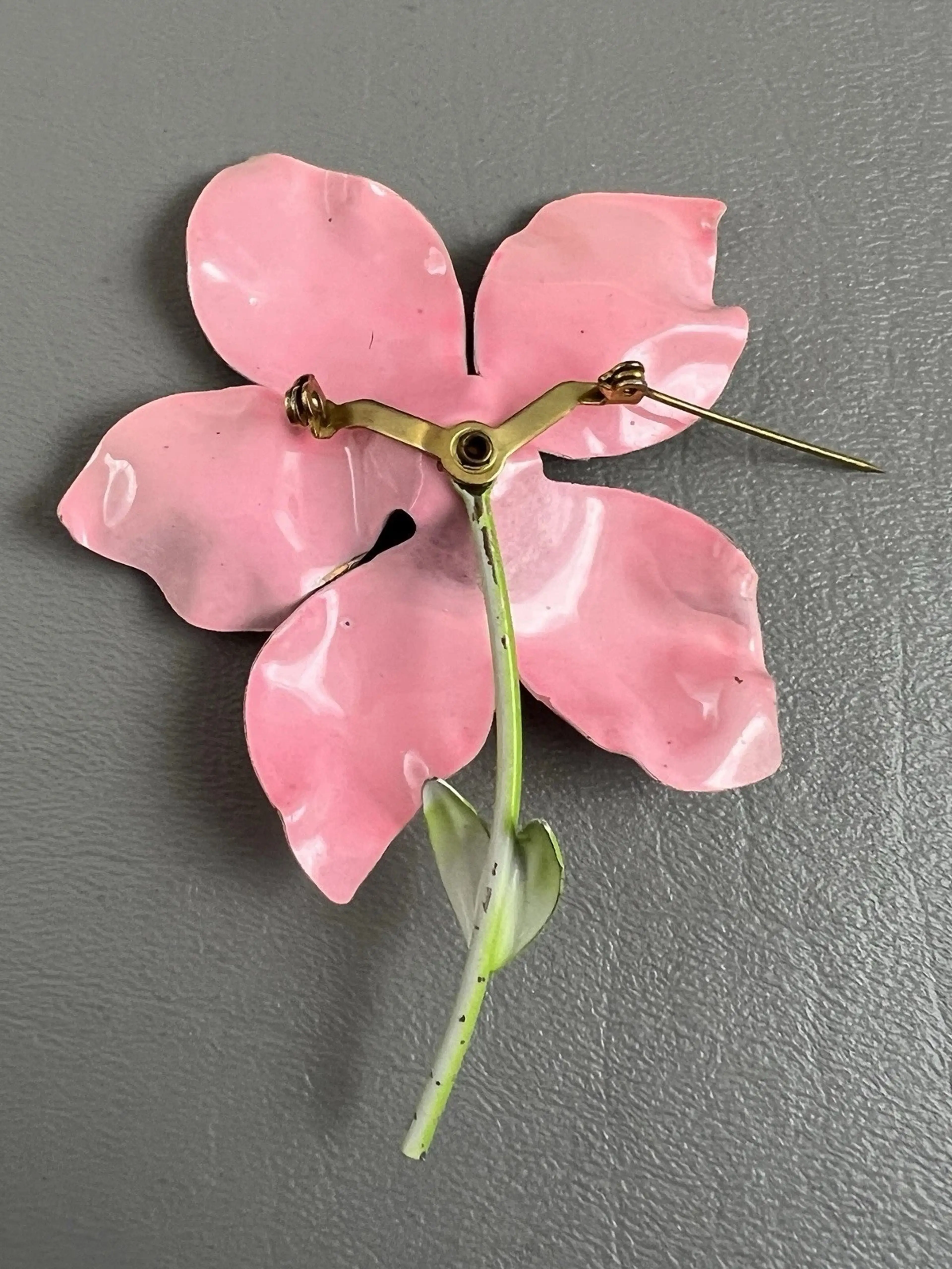 Image 3 of 4