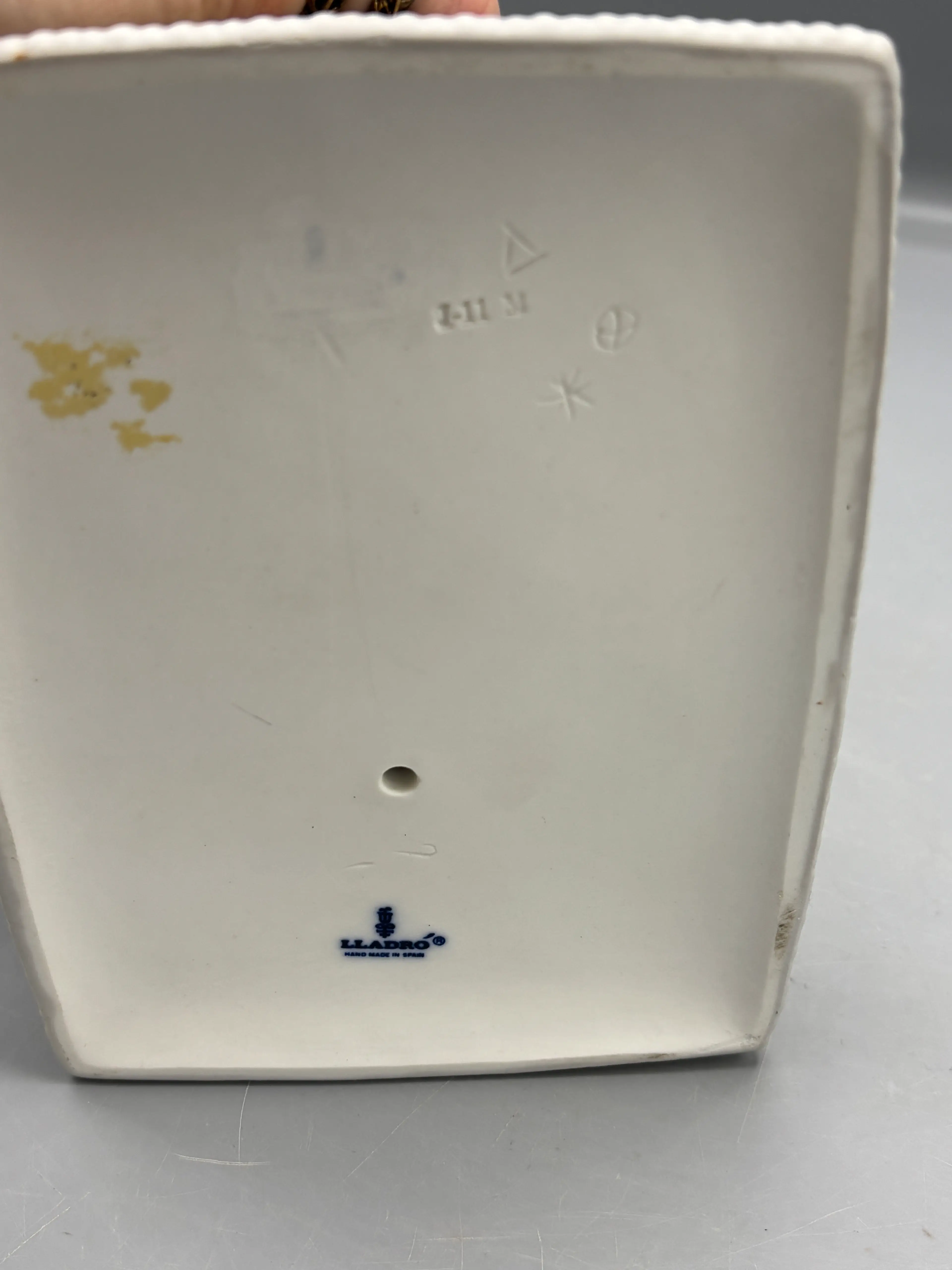 Image 3 of 6