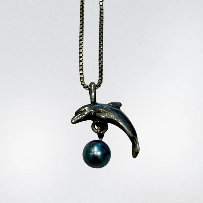 Vintage Sterling Silver Genuine Pearl Dolphin Necklace 18” Sterling Italian Box Chain