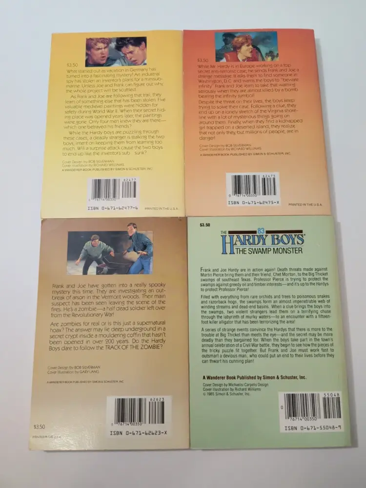 Lot Of 4 Vintage The Hardy Boys Paperbacks #68, 70, 71, 83 Franklin W. Dixon