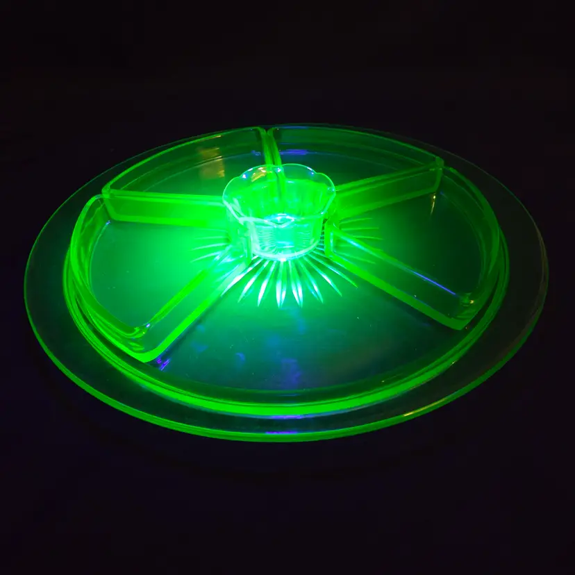Relish Dish Green UV Glow Indiana Depression Glass 5 Piece (missing 1 piece) Vintage