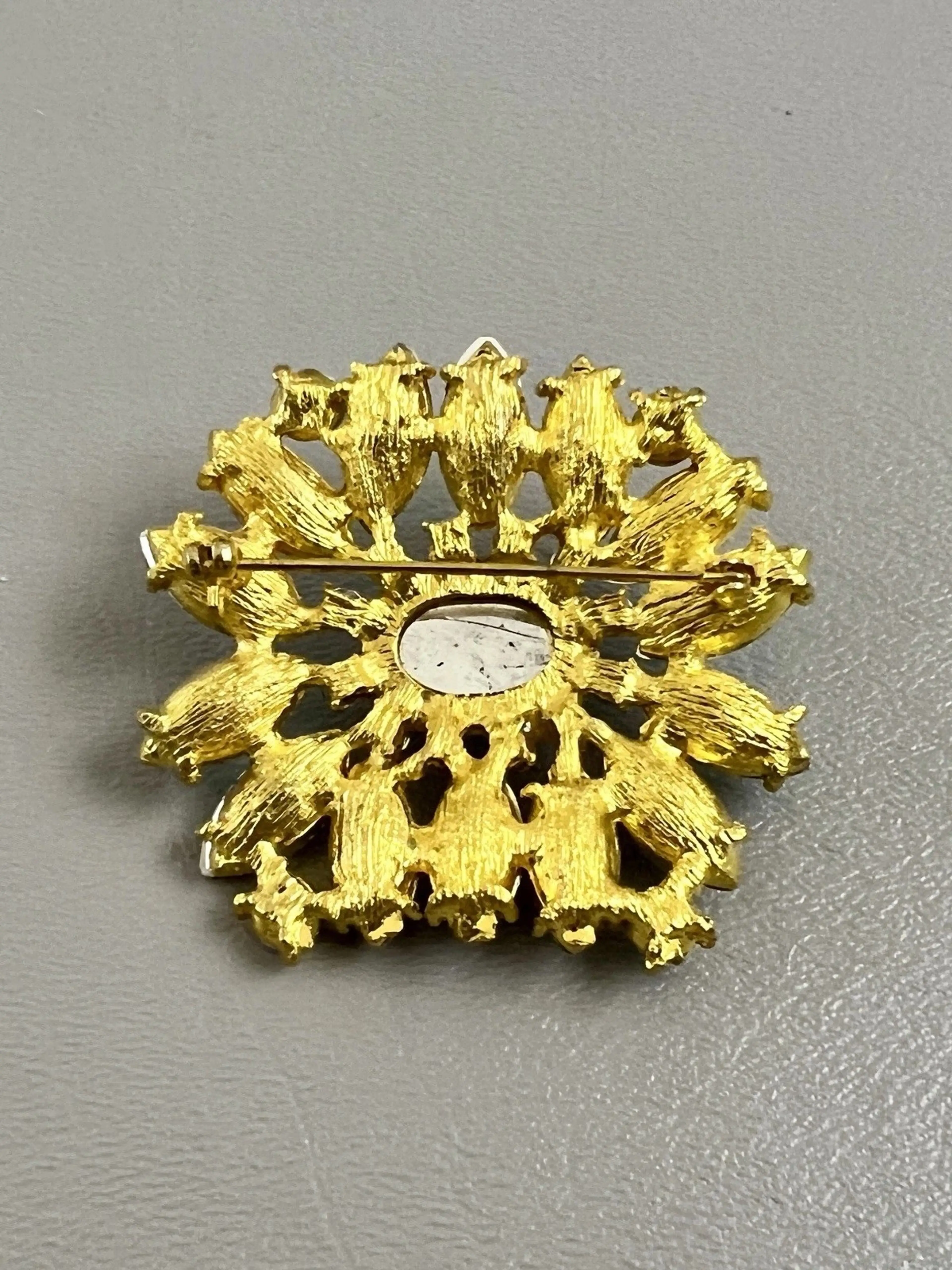 Image 2 of 4