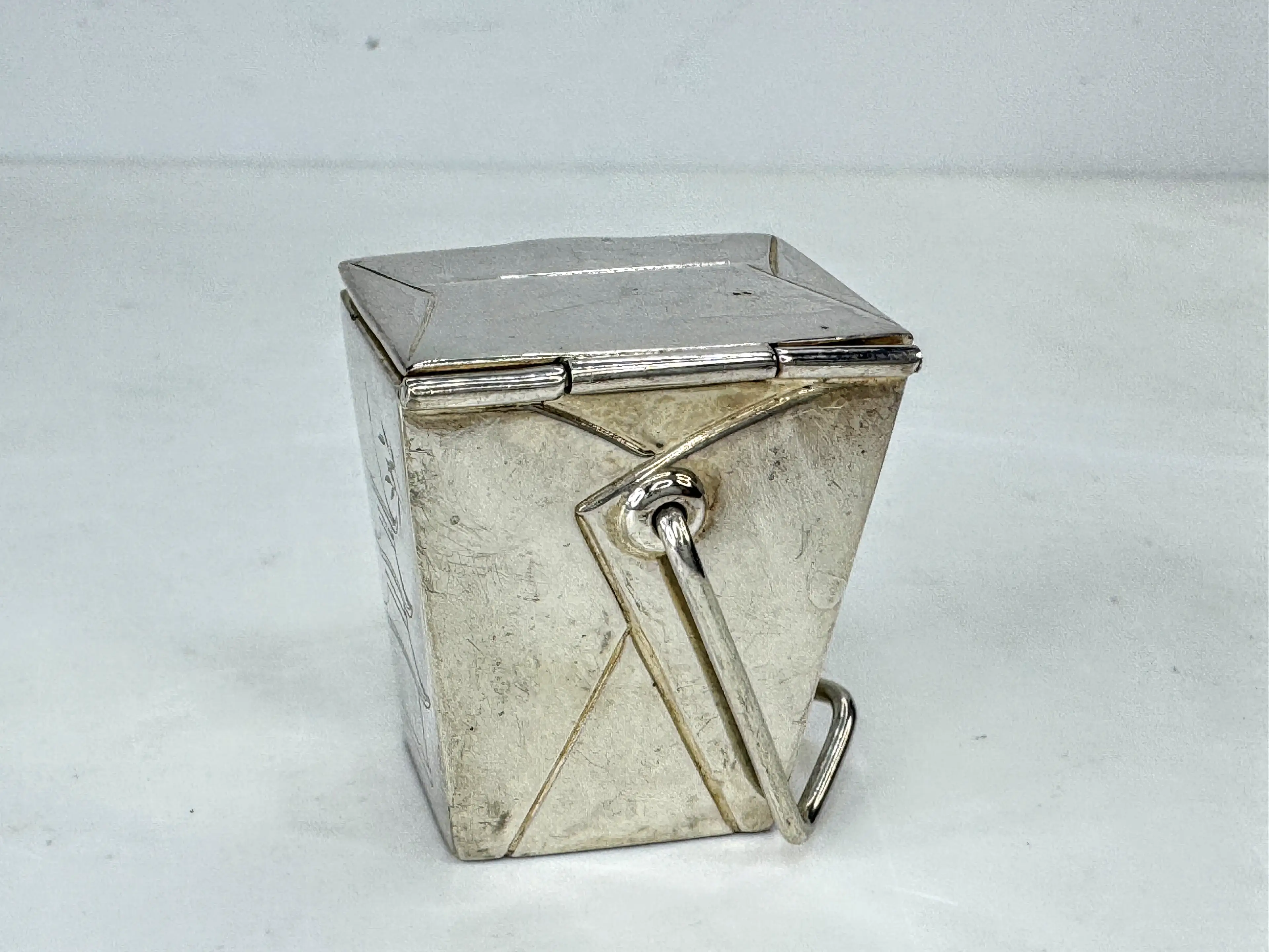 Image 3 of 7