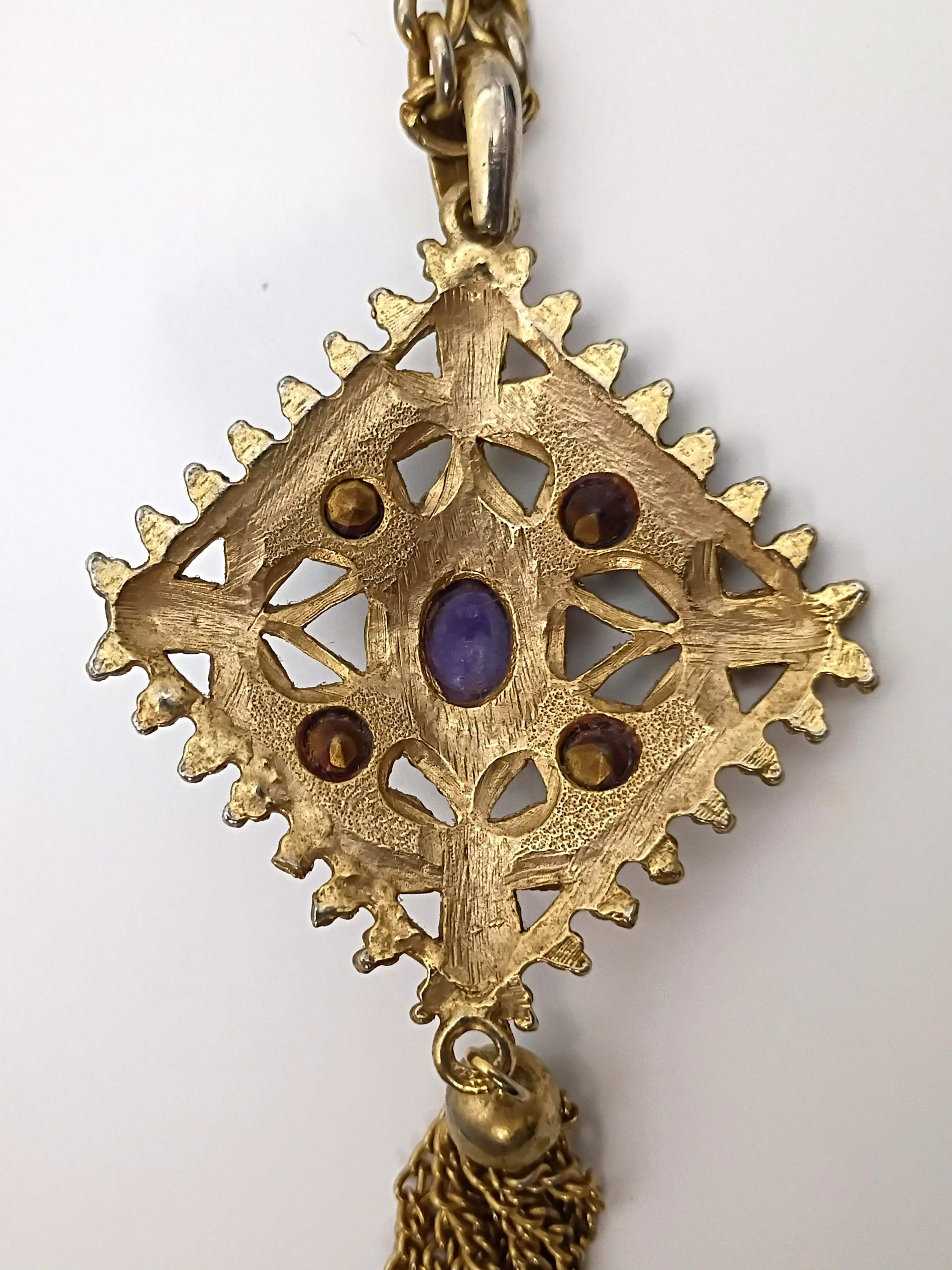 Image 4 of 7