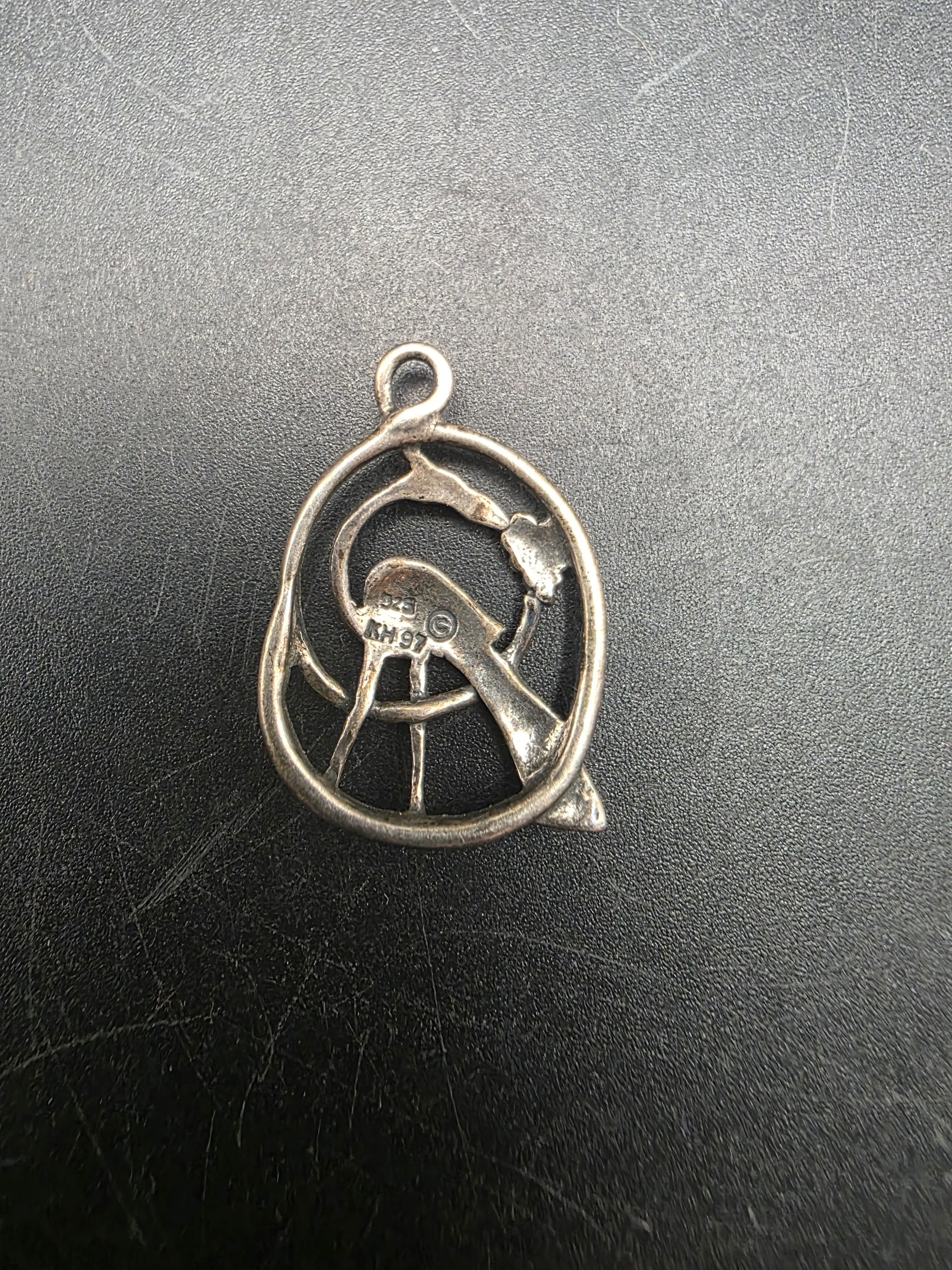 Image 2 of 3