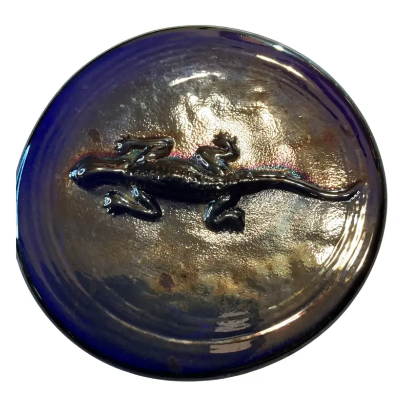 VTG Iridescent Paperweight In Cobalt Blue Featuring Lizard.