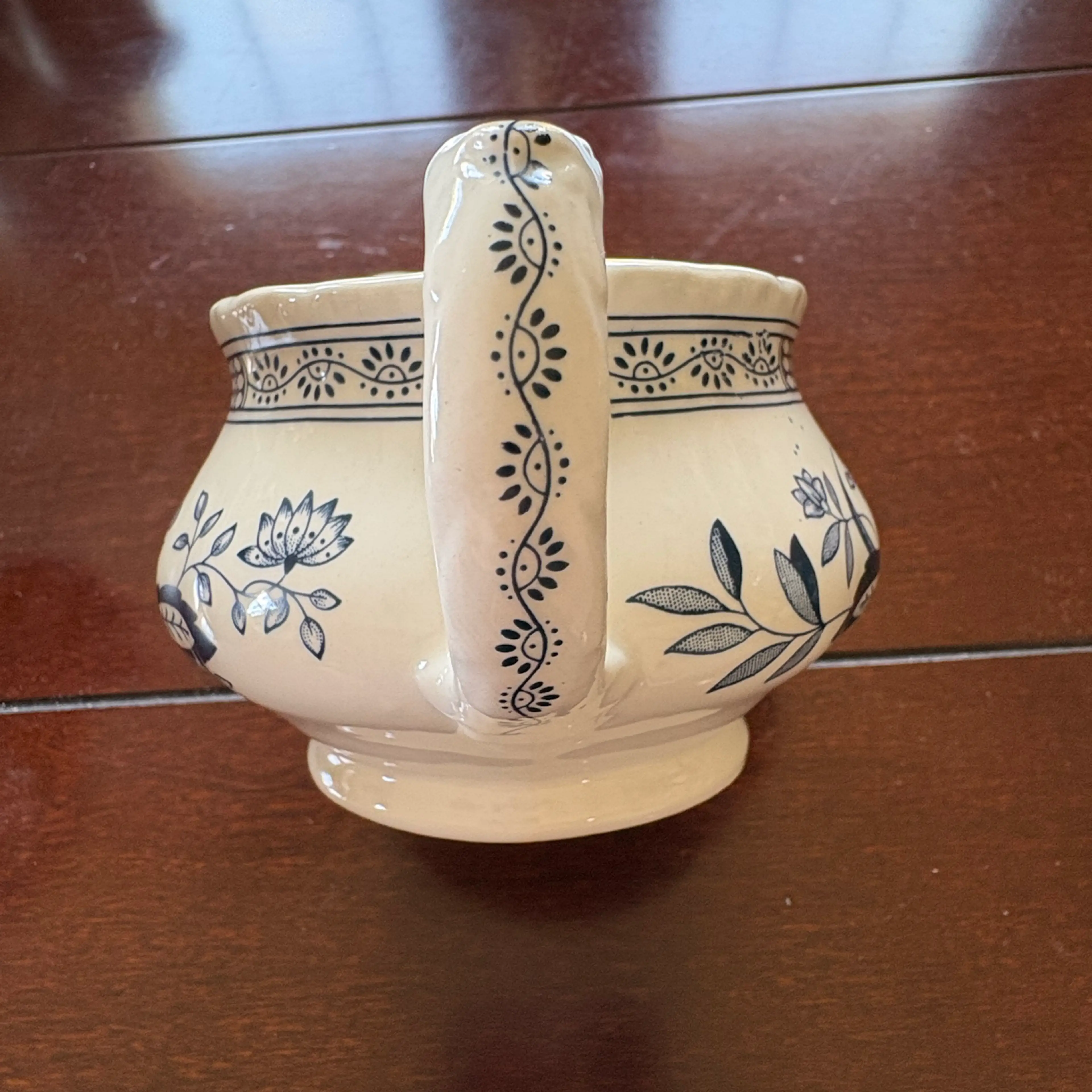 Image 3 of 6