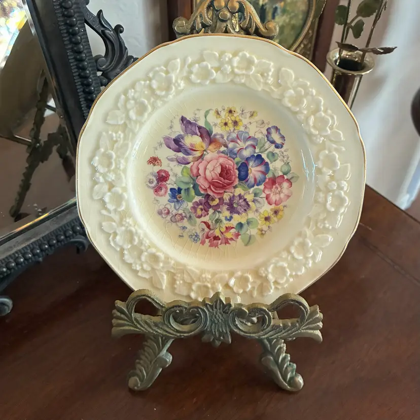 🐇Vintage Crown Ducal England Gainsborough Embossed Floral Plate