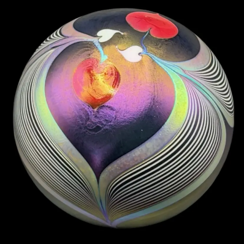 Stuart Abelman Pulled Feather Hanging Hearts Iridescent Paperweight