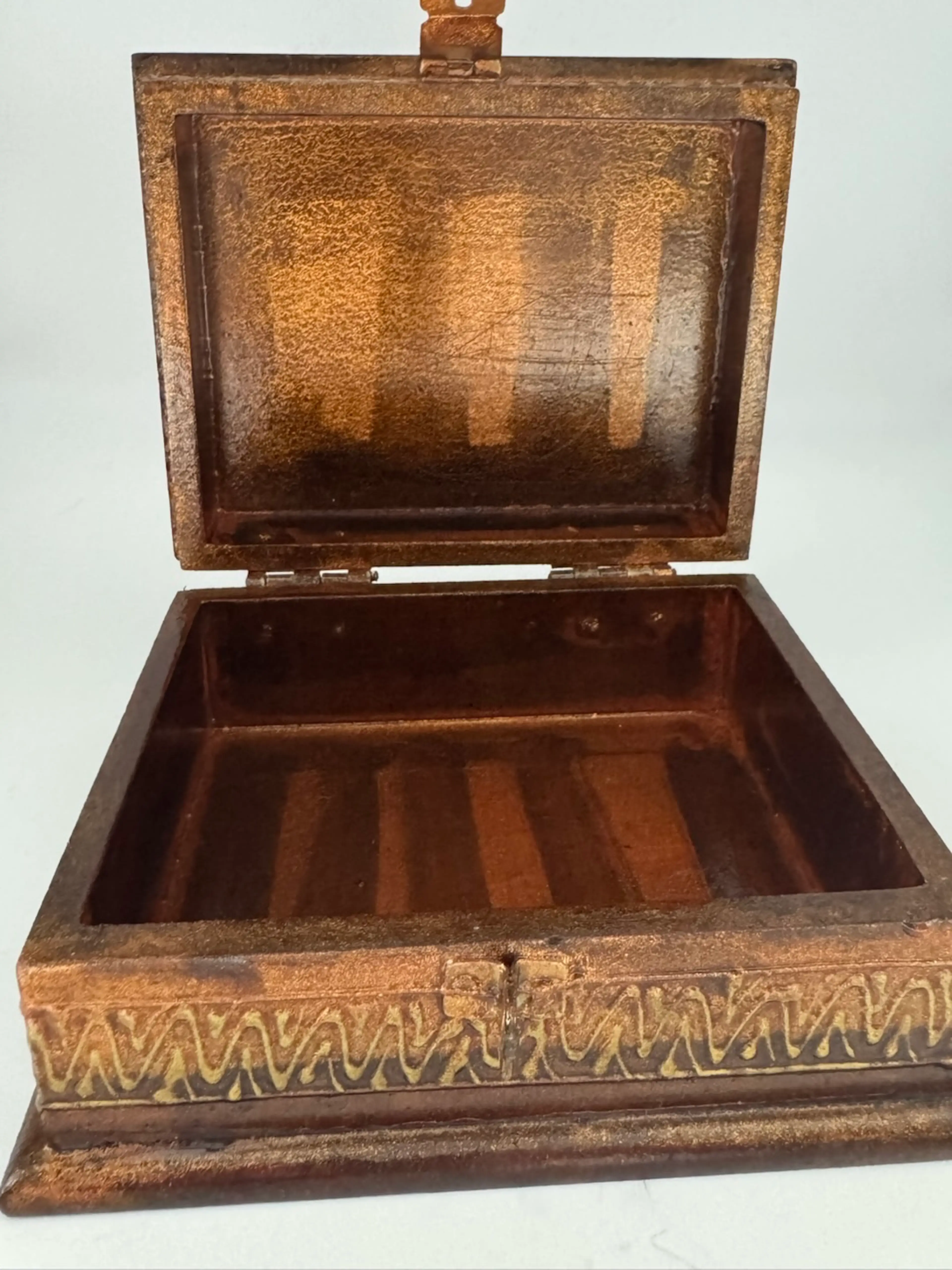 Image 2 of 5