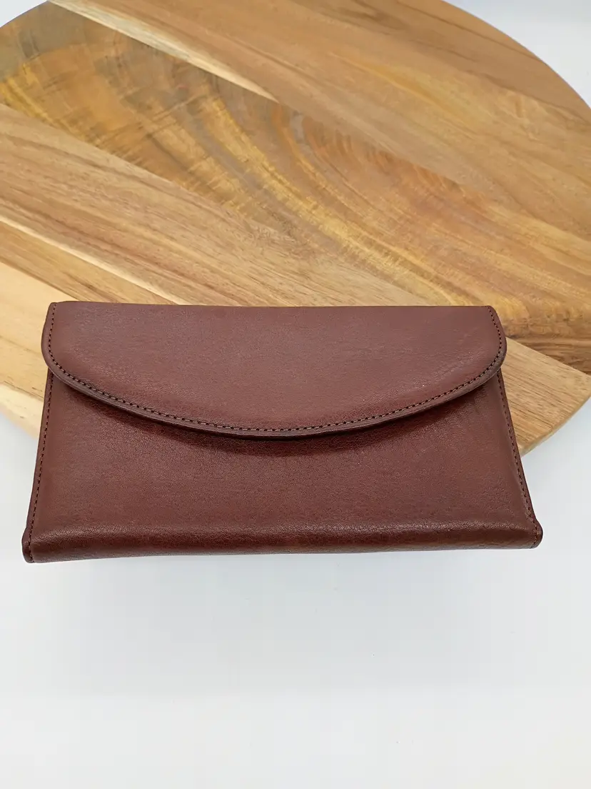 Stone Mountain Leather Long Ladies Checkbook Wallet Tobacco Brown Snap Closure