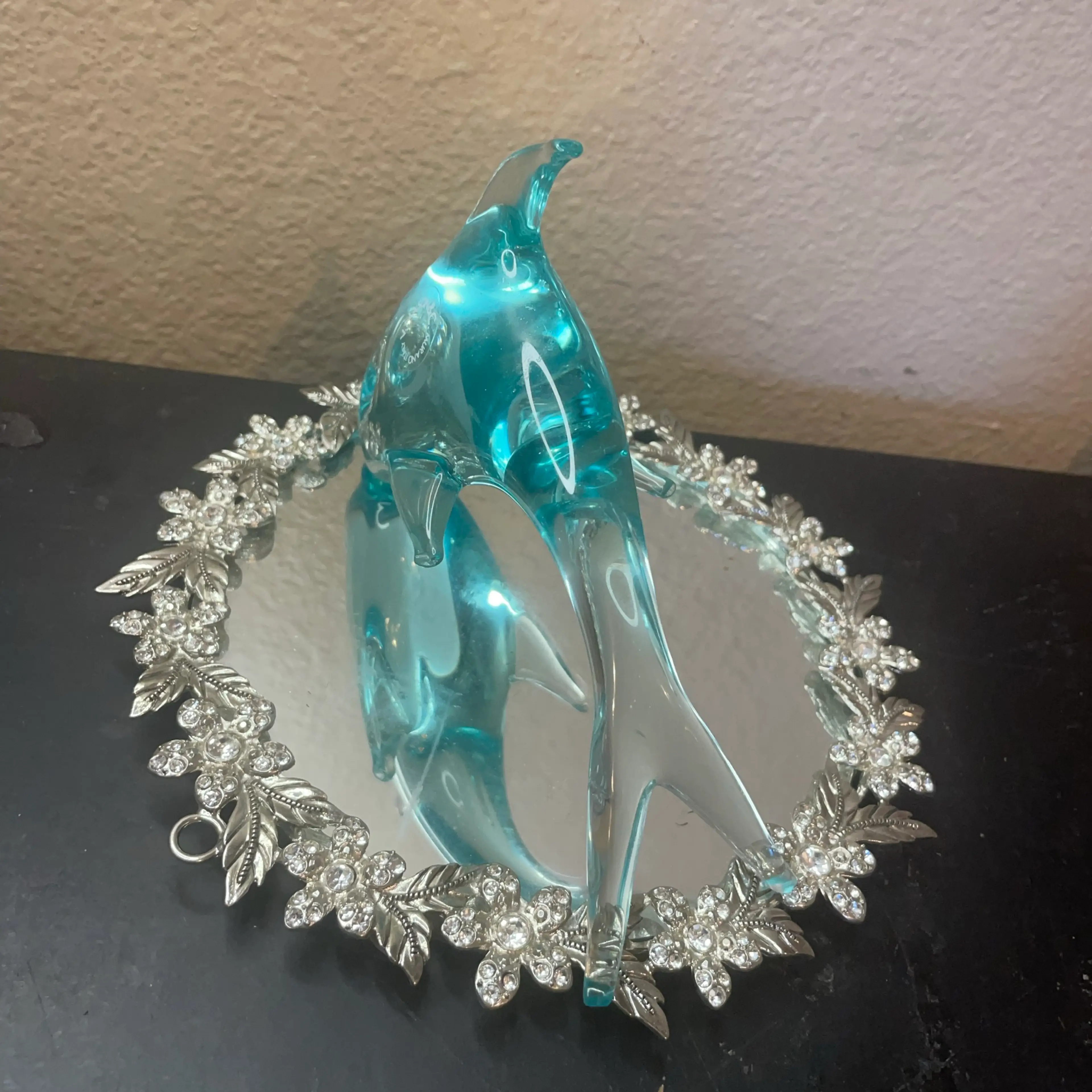 Image 3 of 6