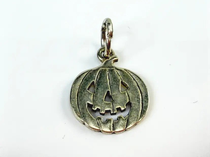 James Avery Sterling Silver Jack-O'-Lantern Pumpkin Charm Halloween JR2108