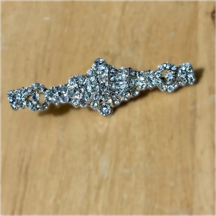 Vintage Ornate Rhinestone Bar Art Deco Style Silvertone Pendant Brooch