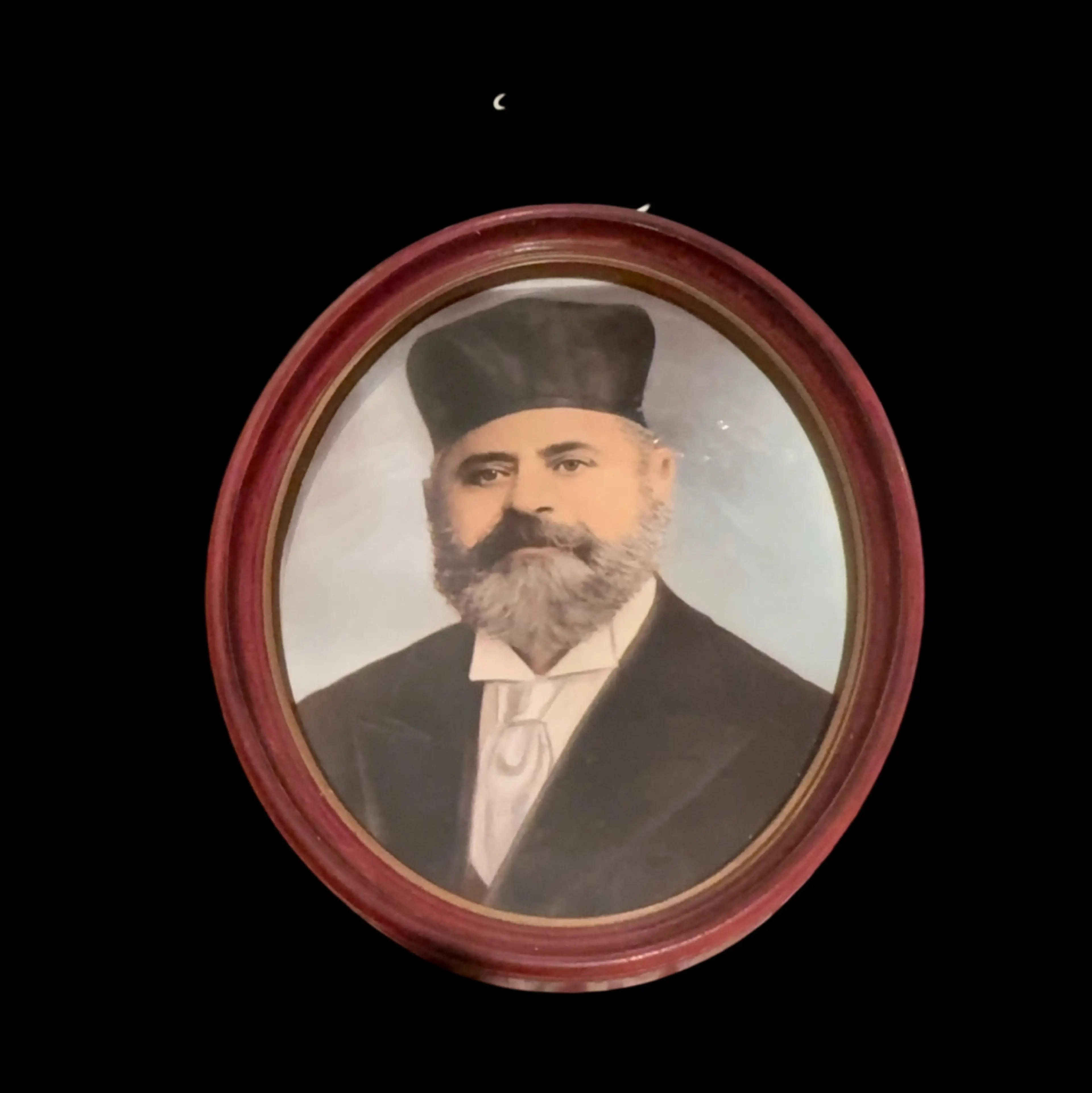Image 2 of 4