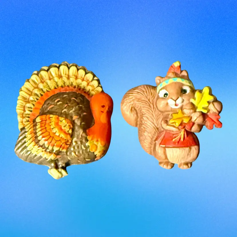 Lot/2 Vintage Thanksgiving Autumn Hallmark Turkey Chipmunk Brooch Pins