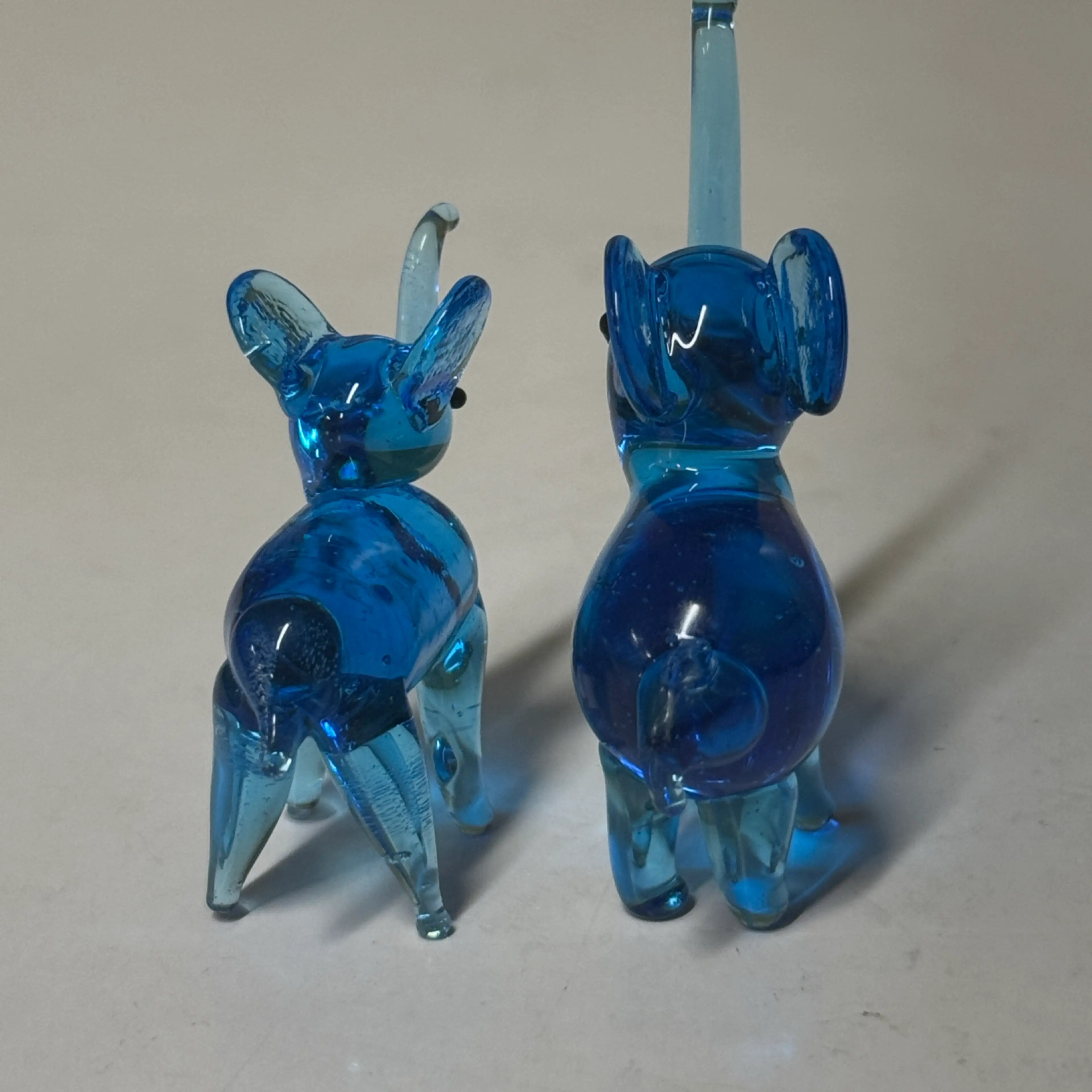 Image 2 of 7