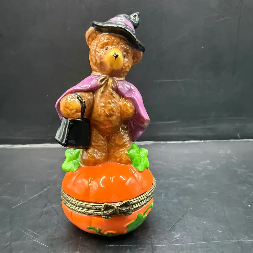 Midwest October Witch Bear & Pumpkin Trinket Box 3”