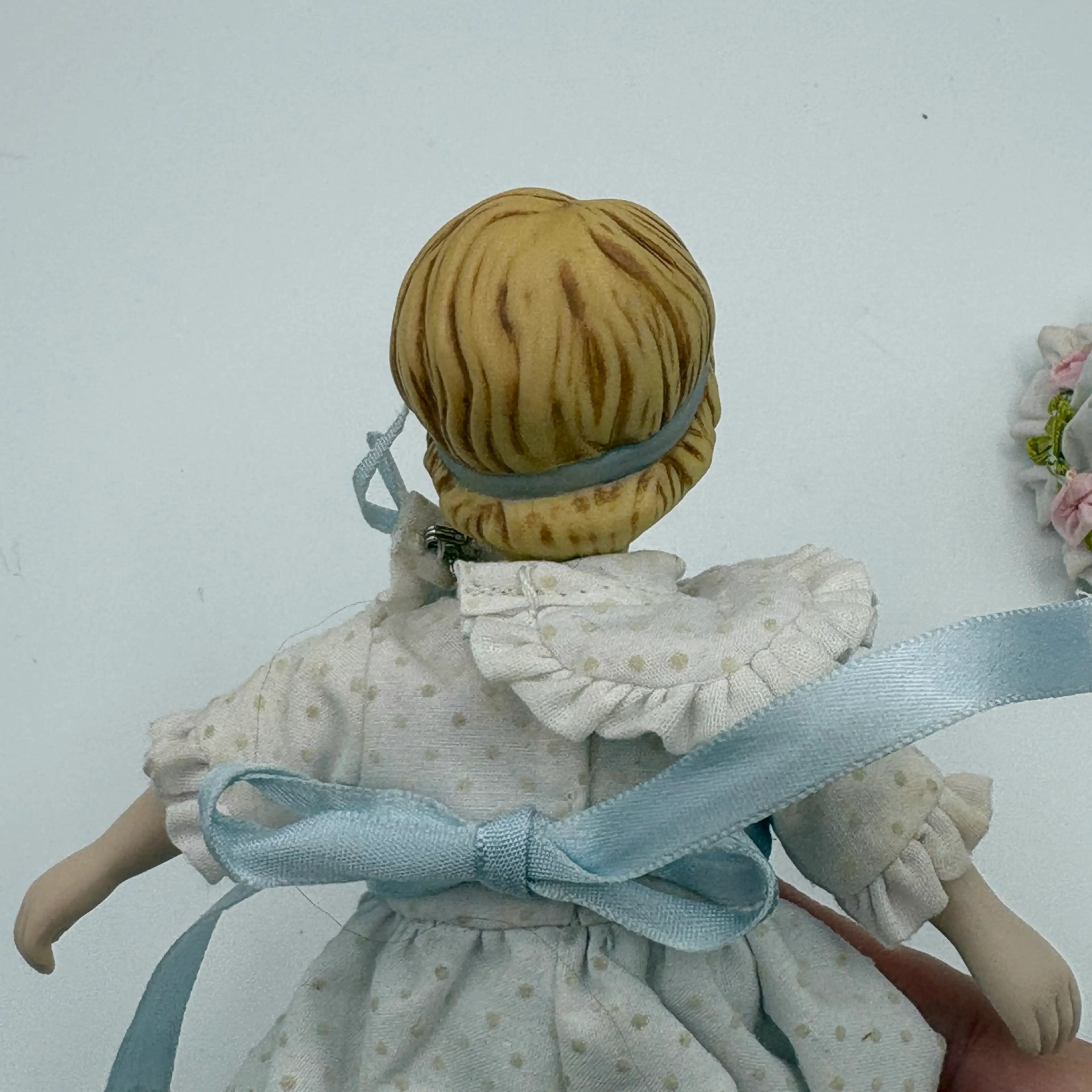 Image 4 of 9