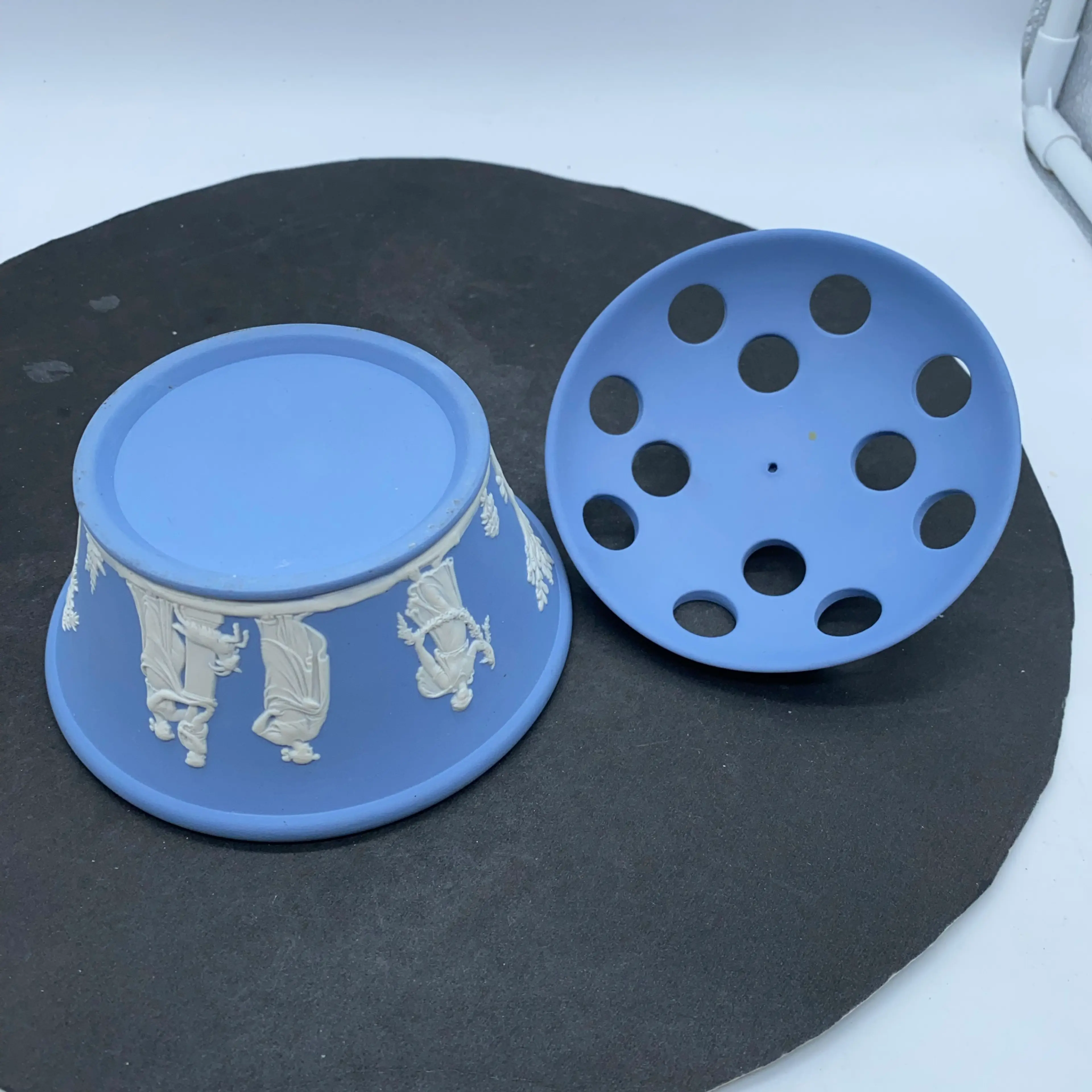 Image 4 of 5