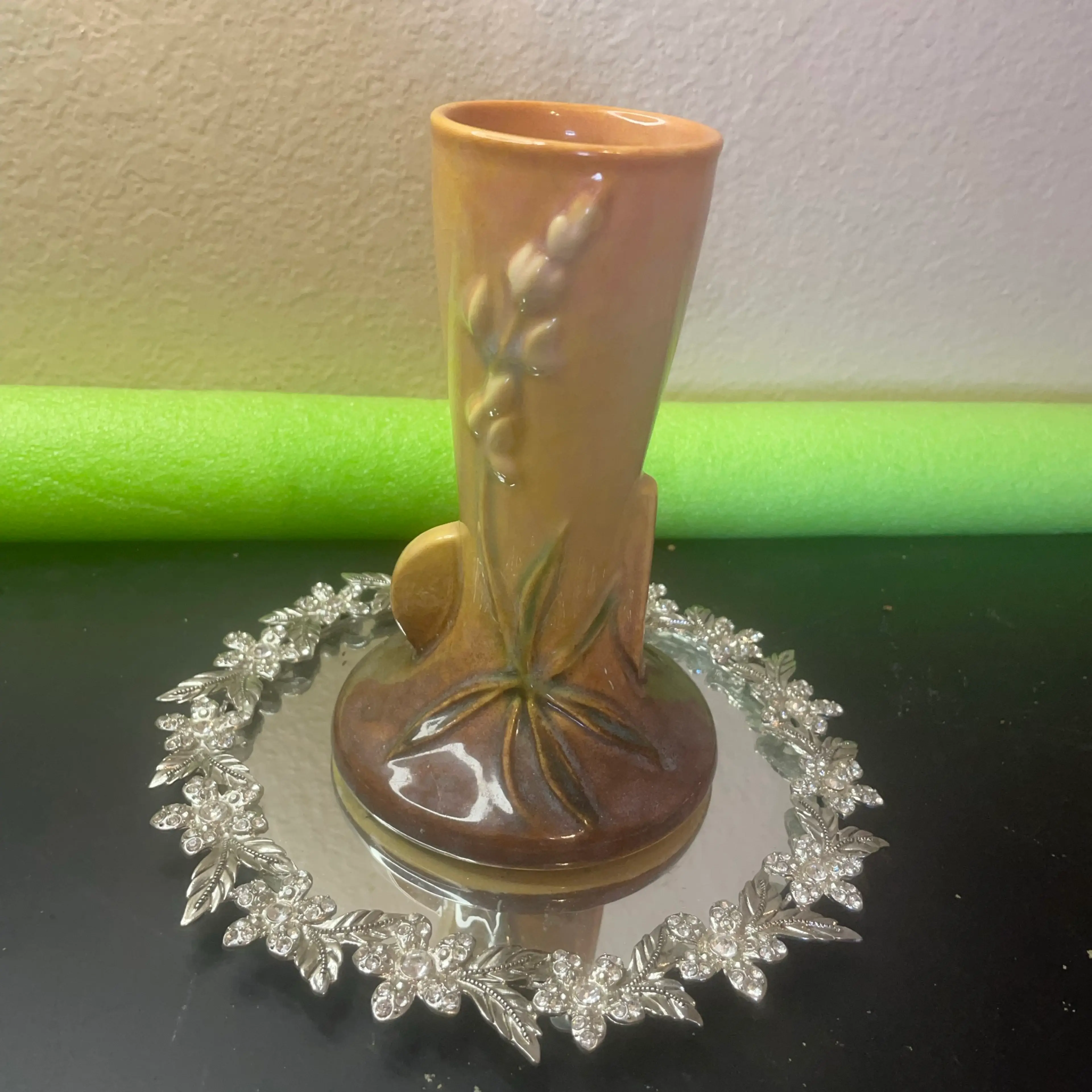 Image 2 of 6