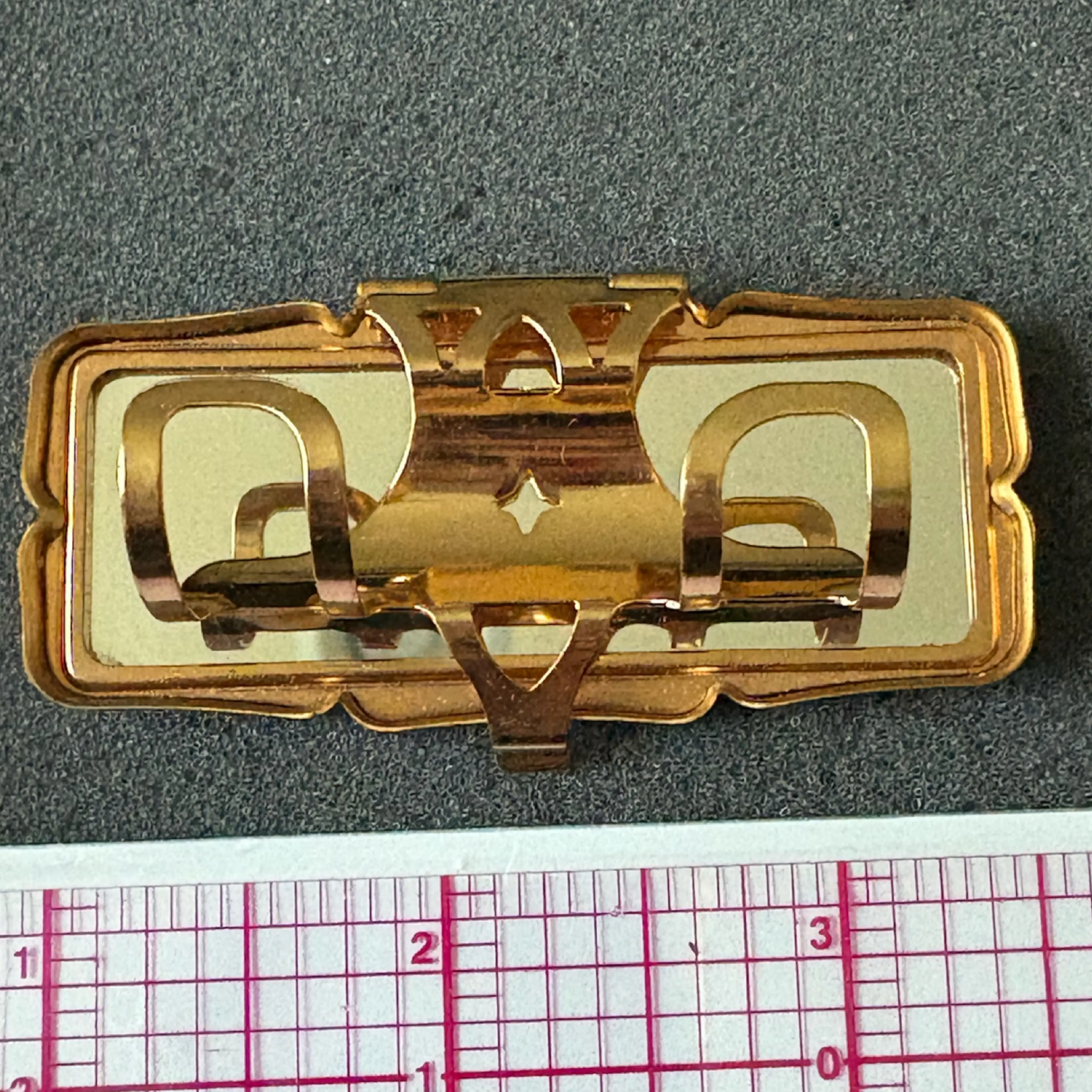 Image 4 of 5