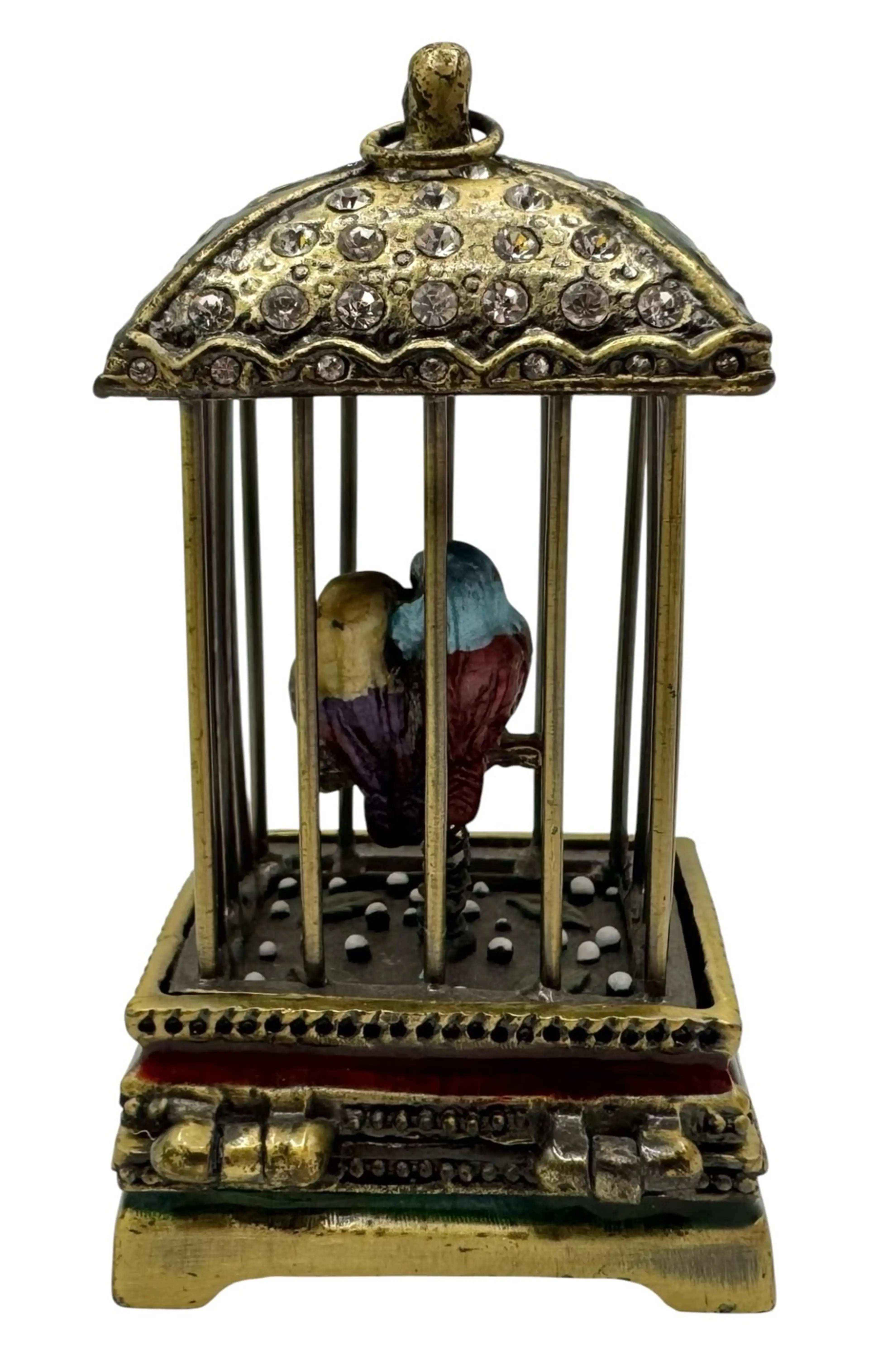 Image 4 of 8