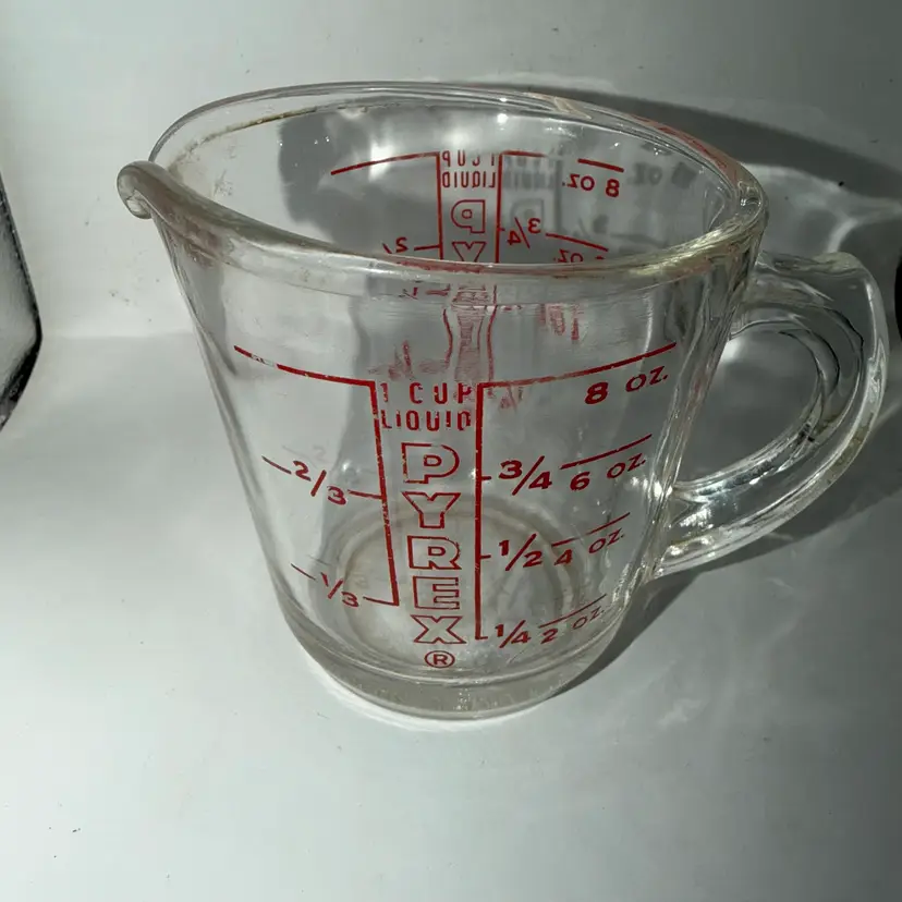 Vintage PYREX 1 Cup Measuring Cup Clear Glass Red Lettering 508 D Handle made in USA