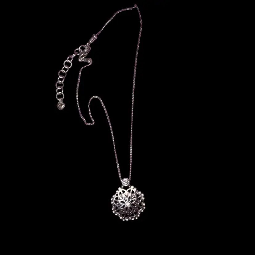 Brighton Silver Tone Floral Mandala Crystal Pendant Necklace Adjustable Chain