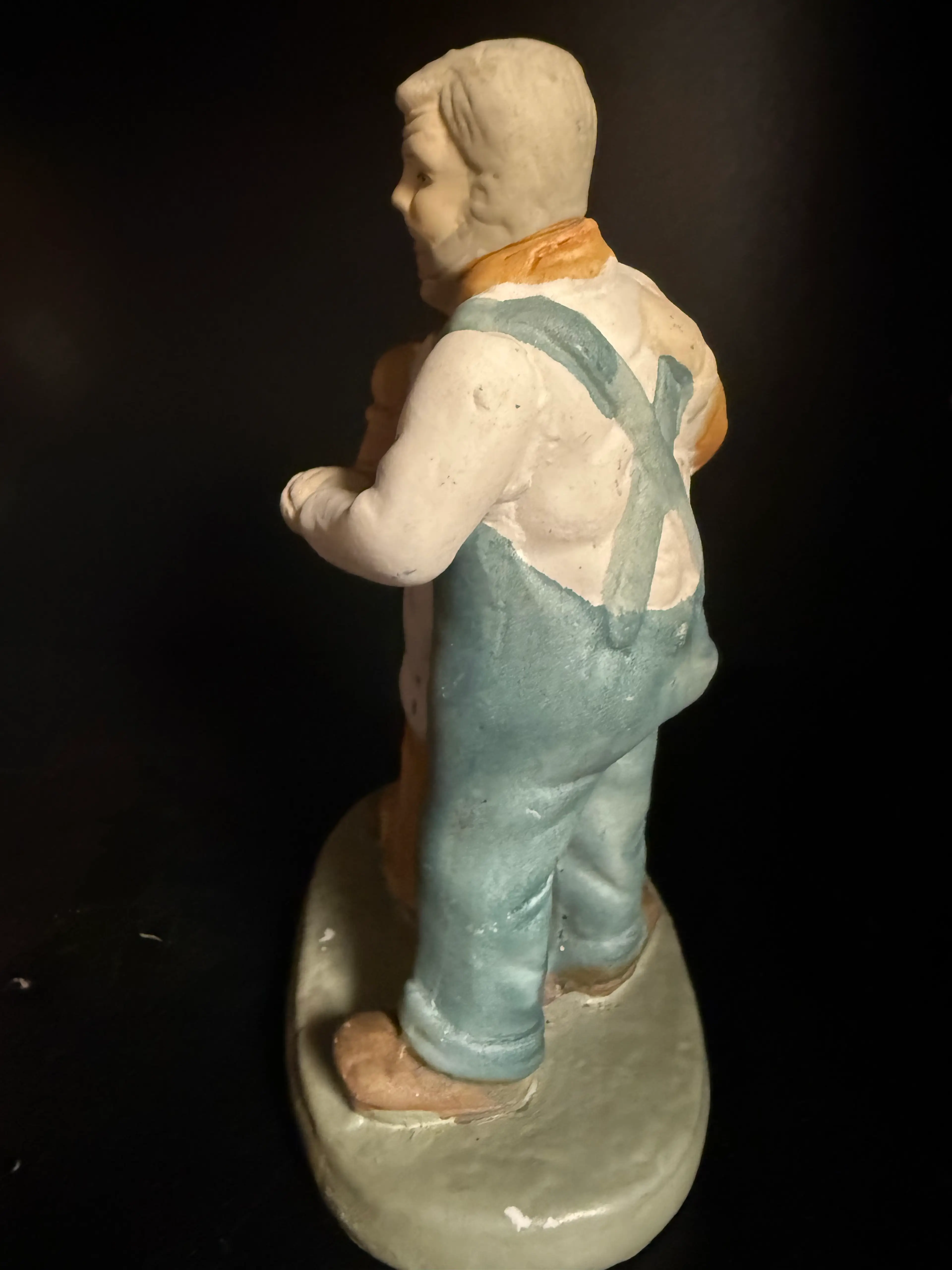 Image 4 of 8