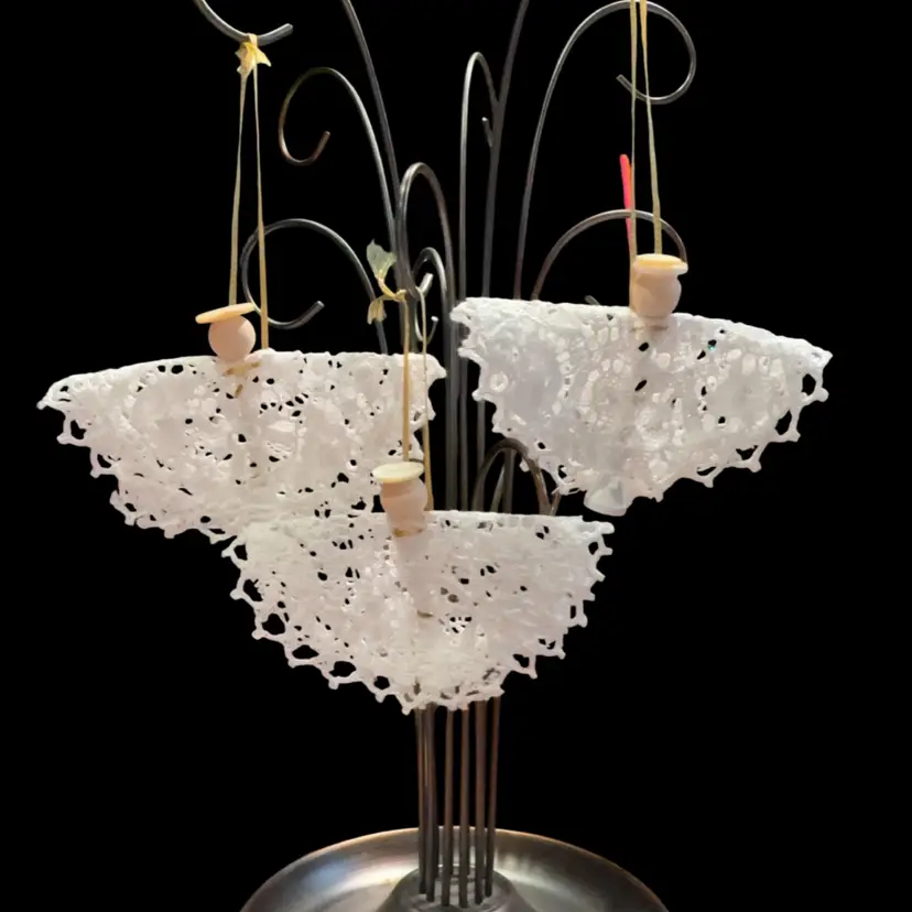 Set Of 6 English Lace Doily Angel Ornaments.