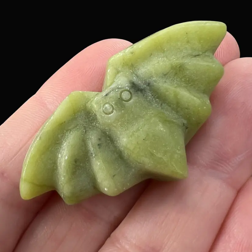 Serpentine Bat Miniature Figurine – Carved Natural Green Serpentine Crystal