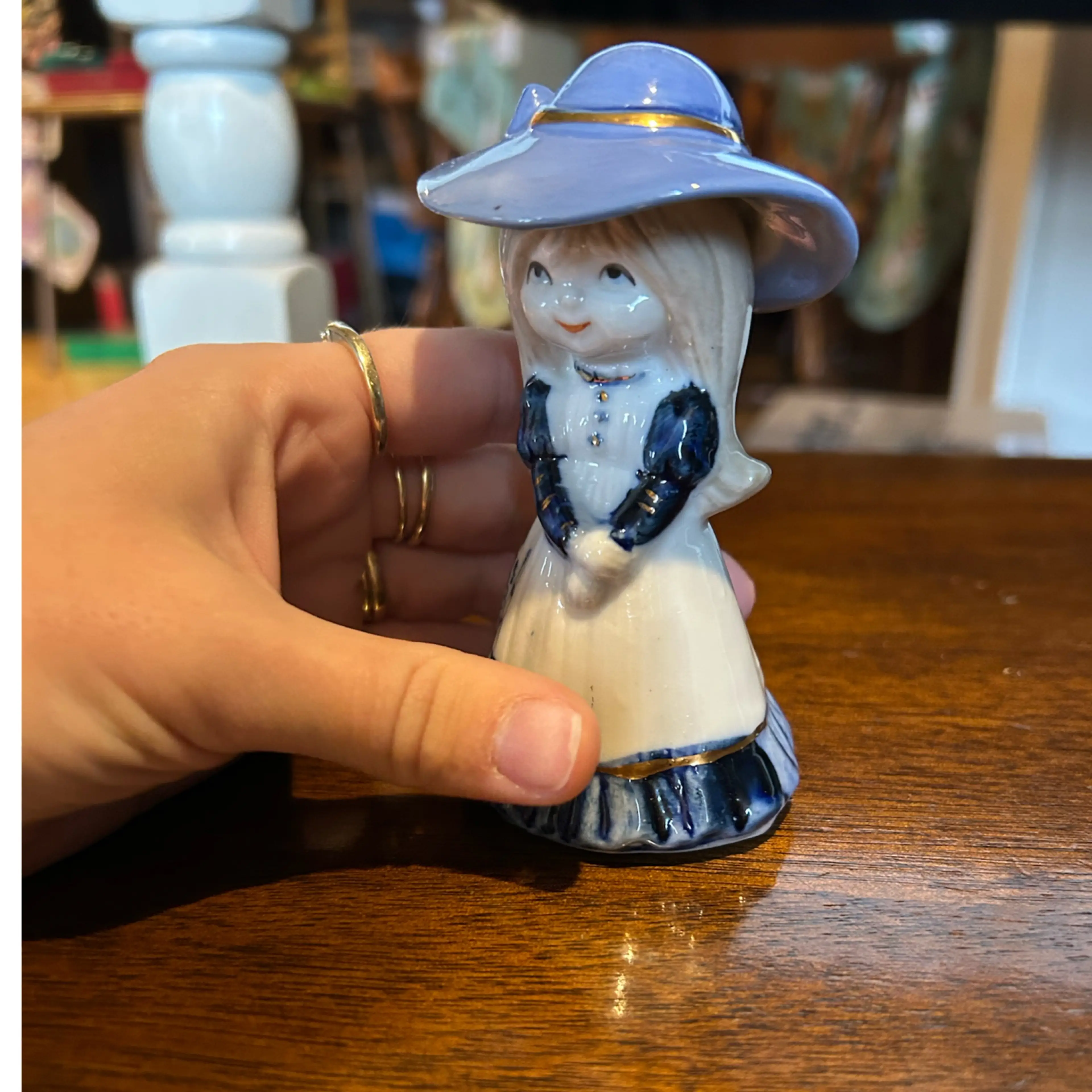 Image 4 of 5