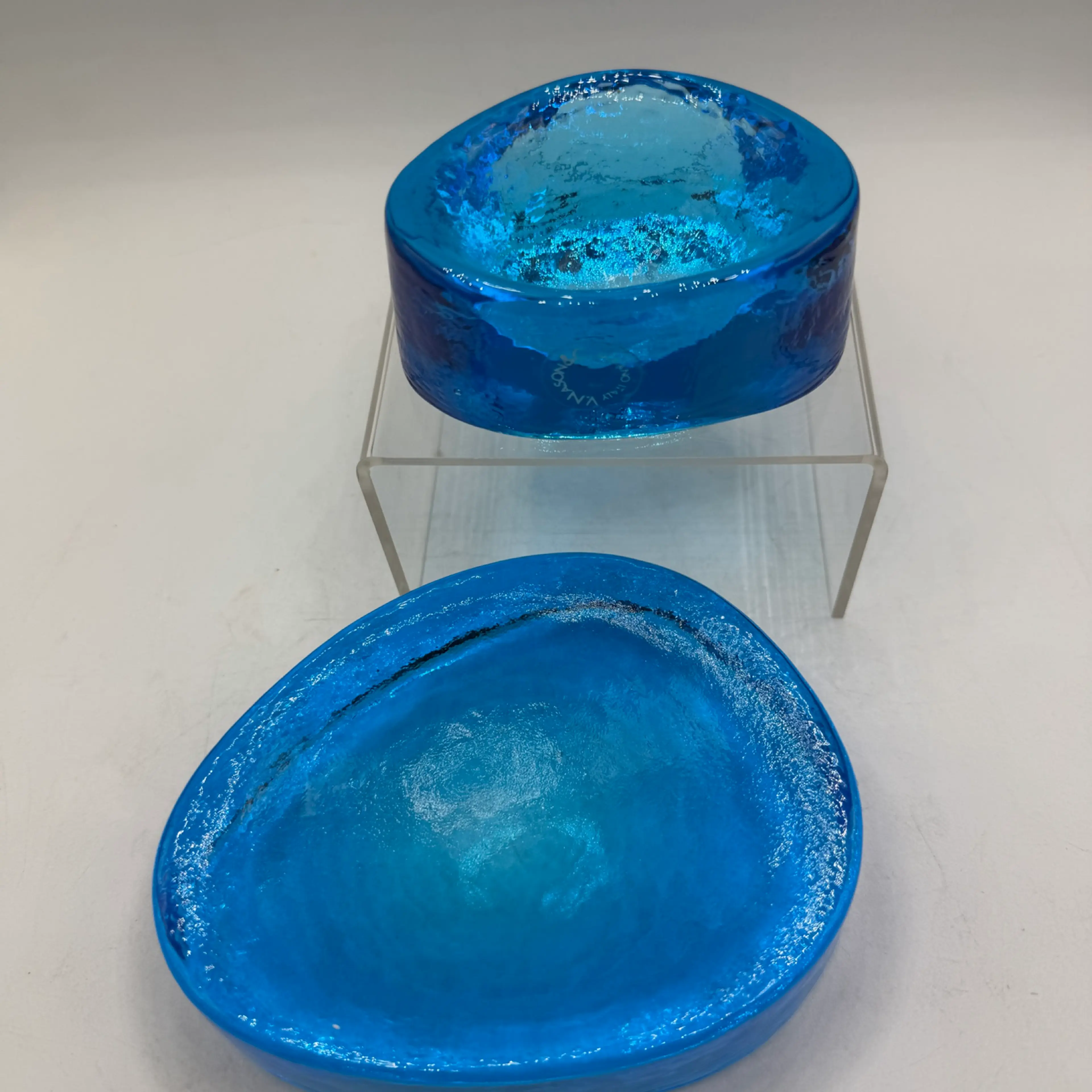 Image 2 of 10