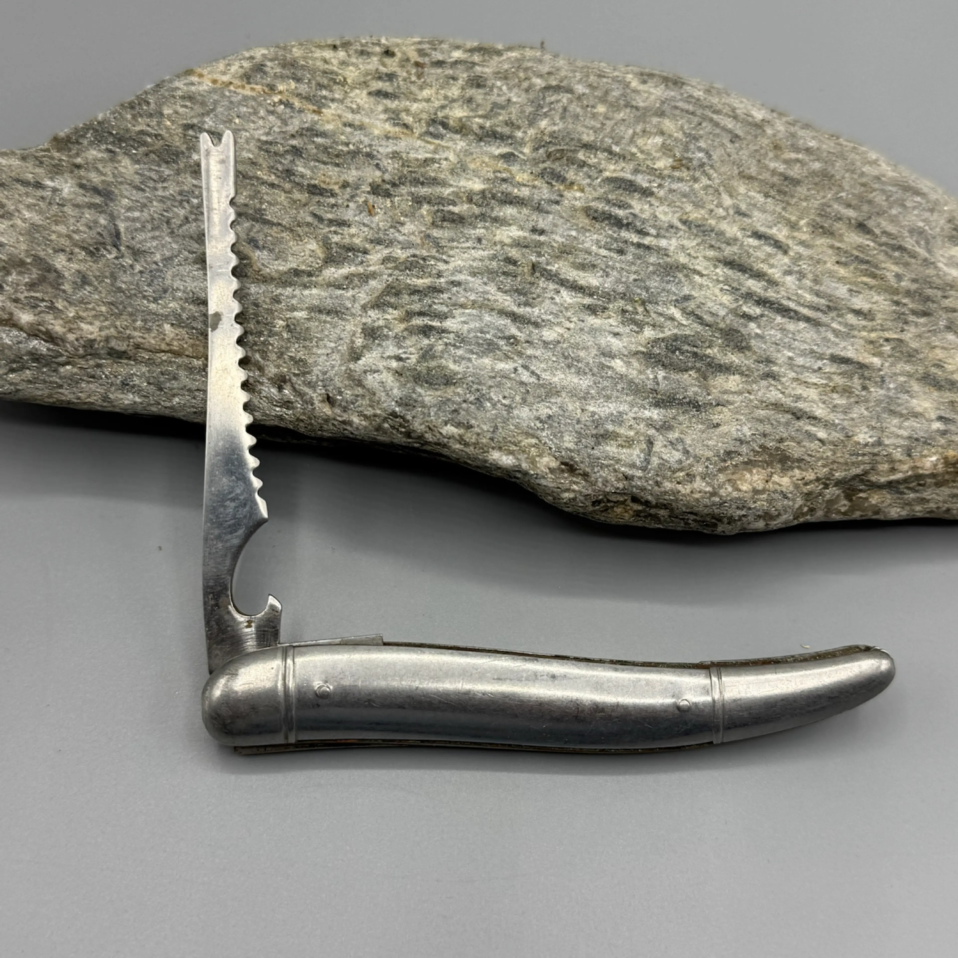 Image 4 of 4