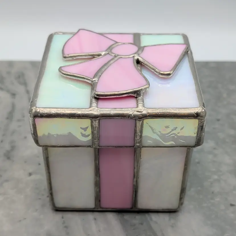 Stained Glass Keepsake Trinket Gift Box Pink Pearlescent Bow Iridescent Panels
