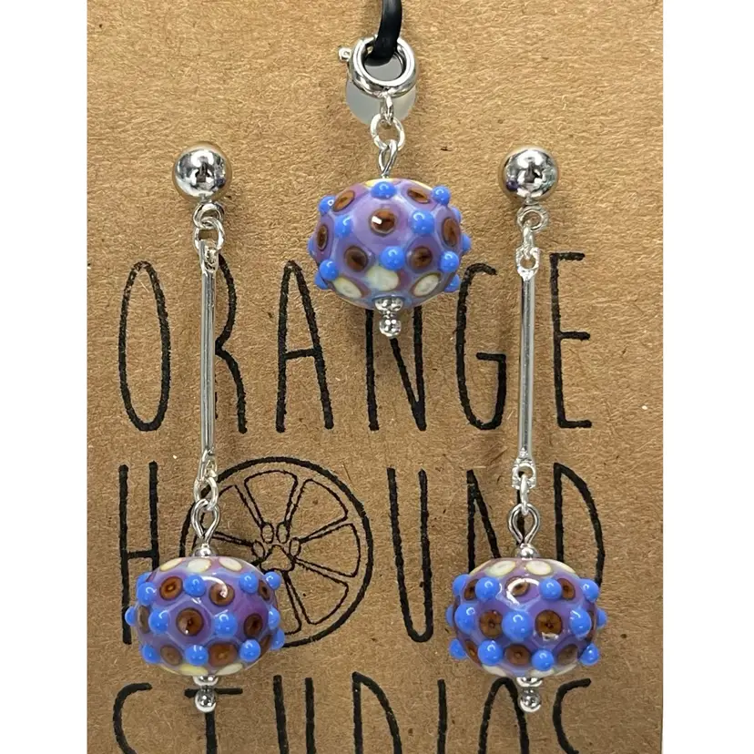 #11 Bar Link & Charm - Post Back Earrings - Handmade by Me -- Vintage Lampwork