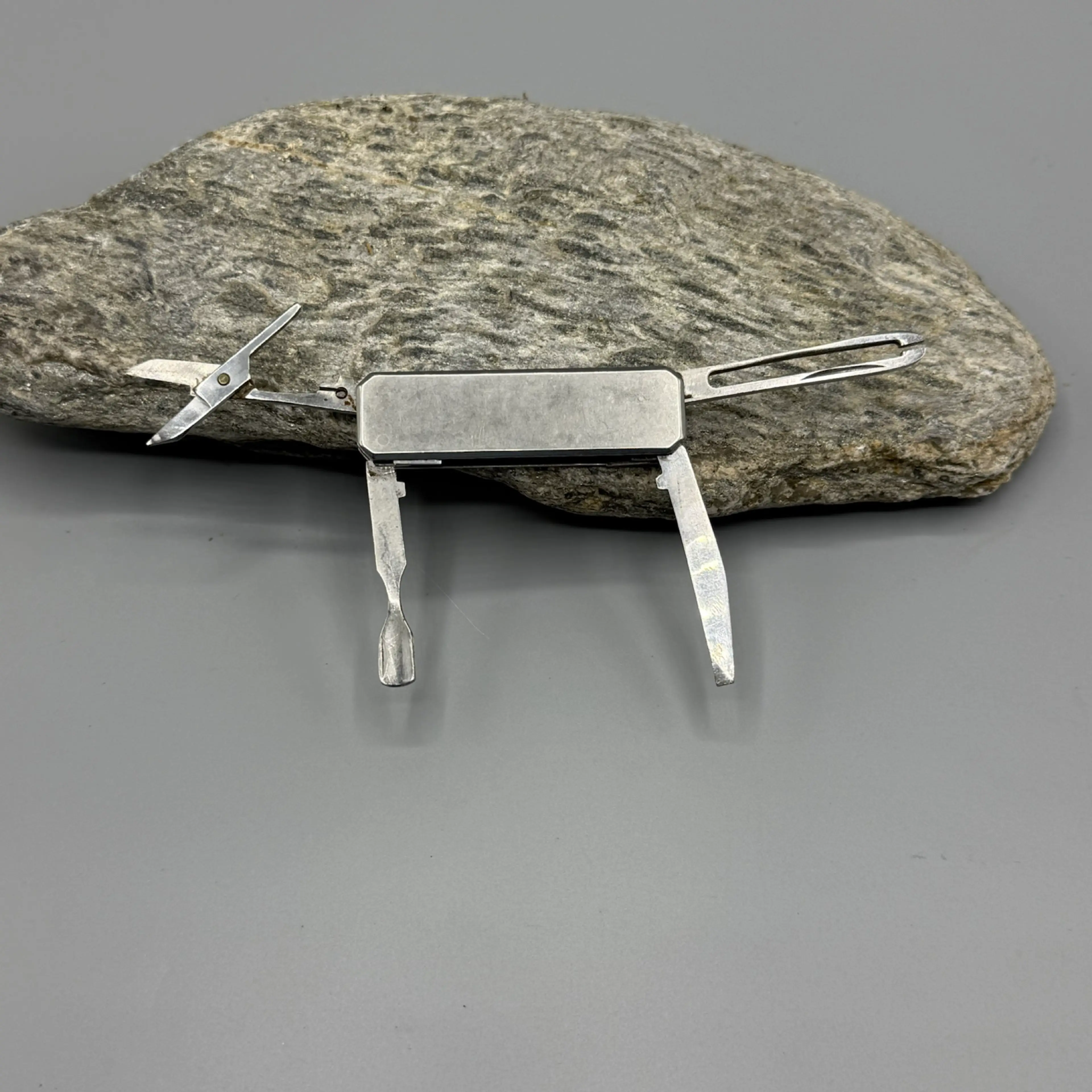 Image 3 of 7
