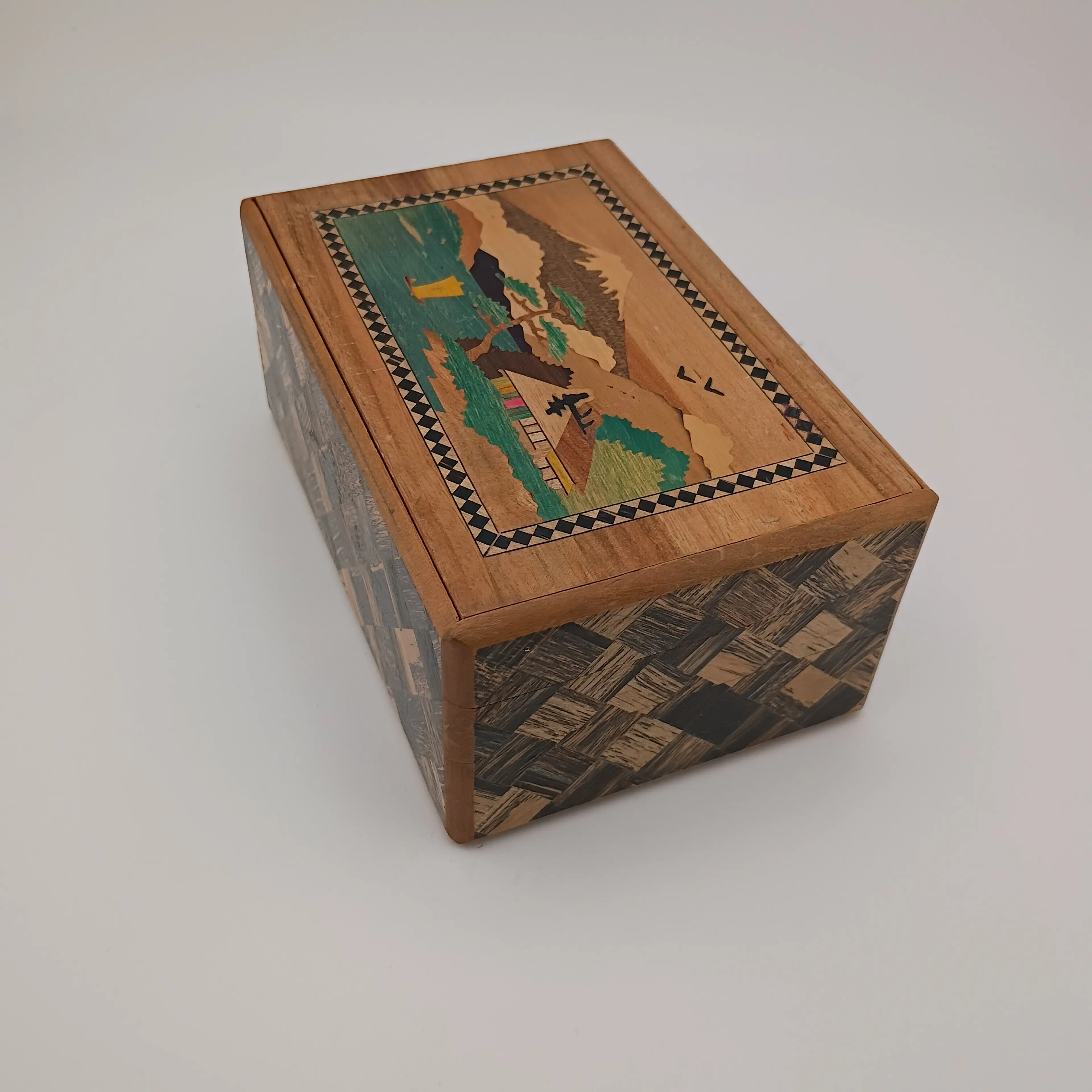 Image 3 of 4