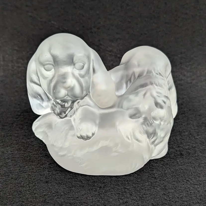 Vintage Fenton Frosted Cuddling Puppies Figurine Spaniel Dogs 1980’s