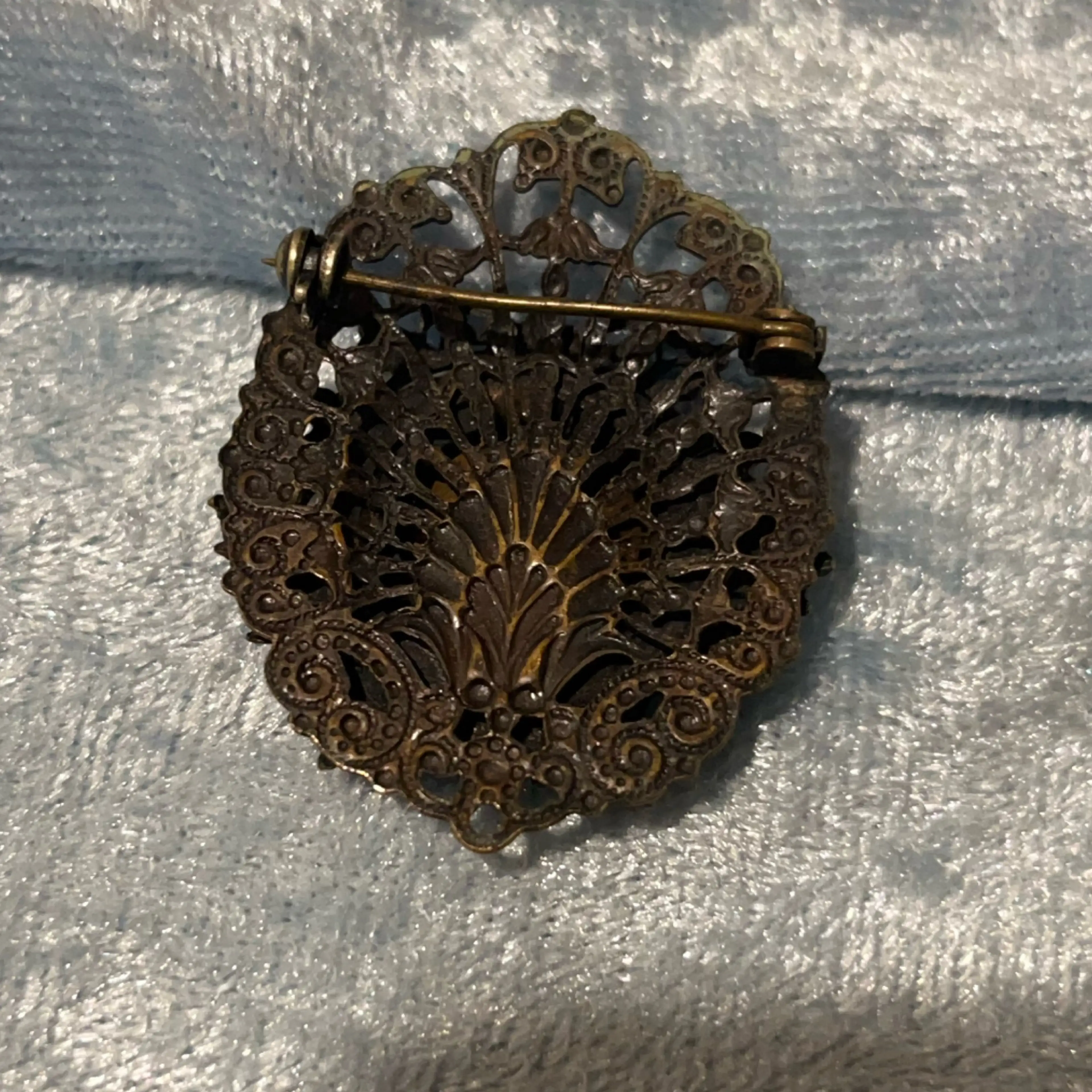 Image 3 of 3