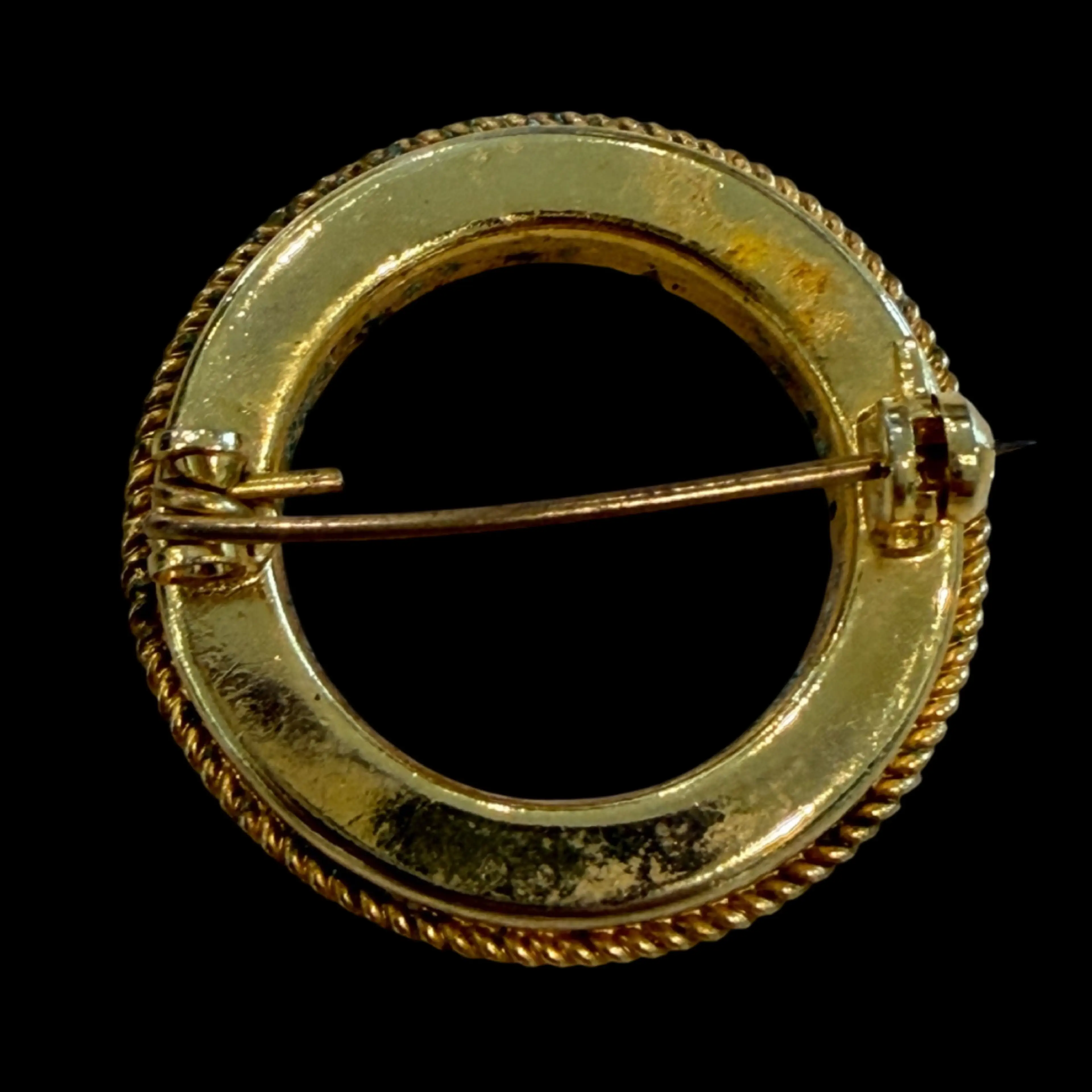 Image 2 of 2