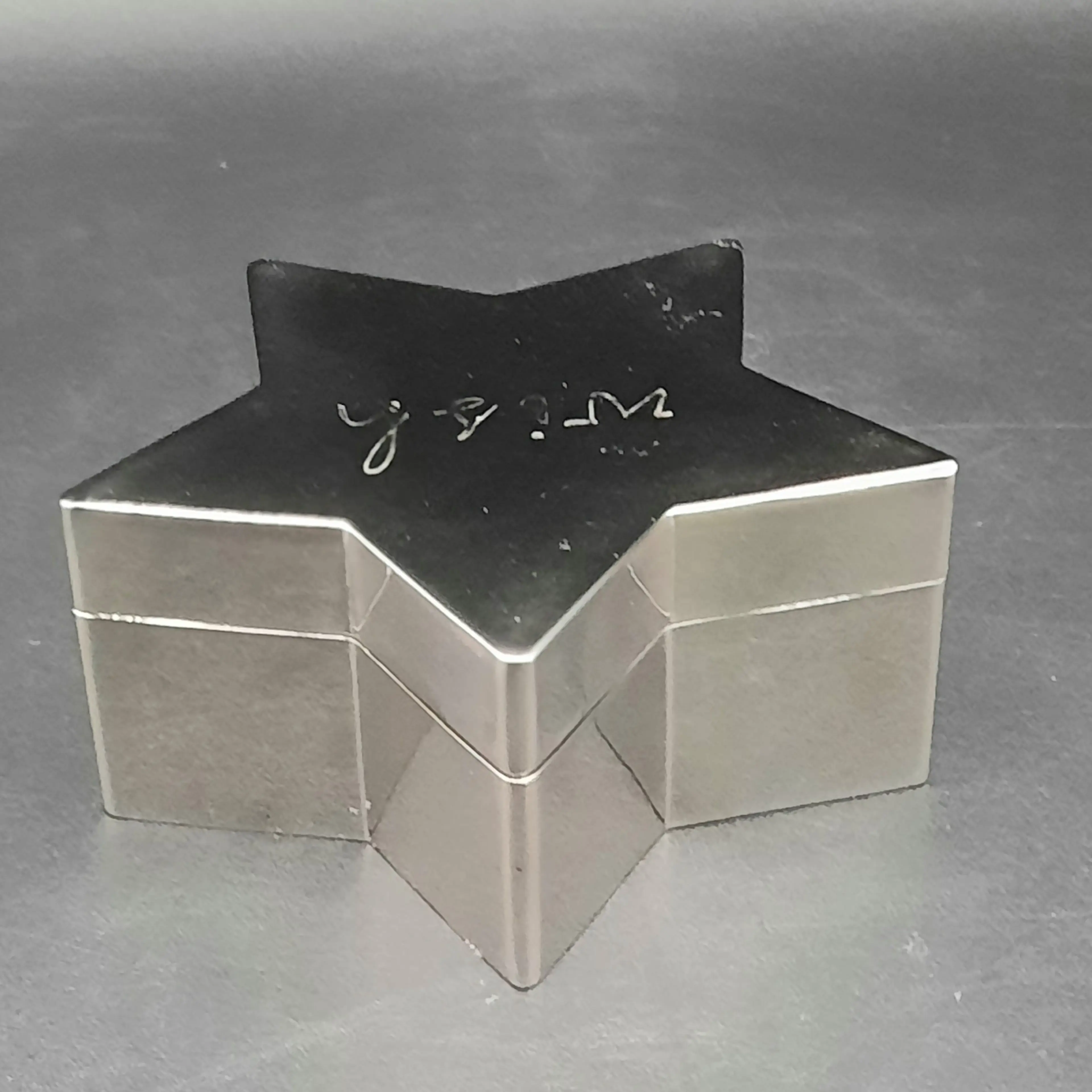 Image 4 of 9