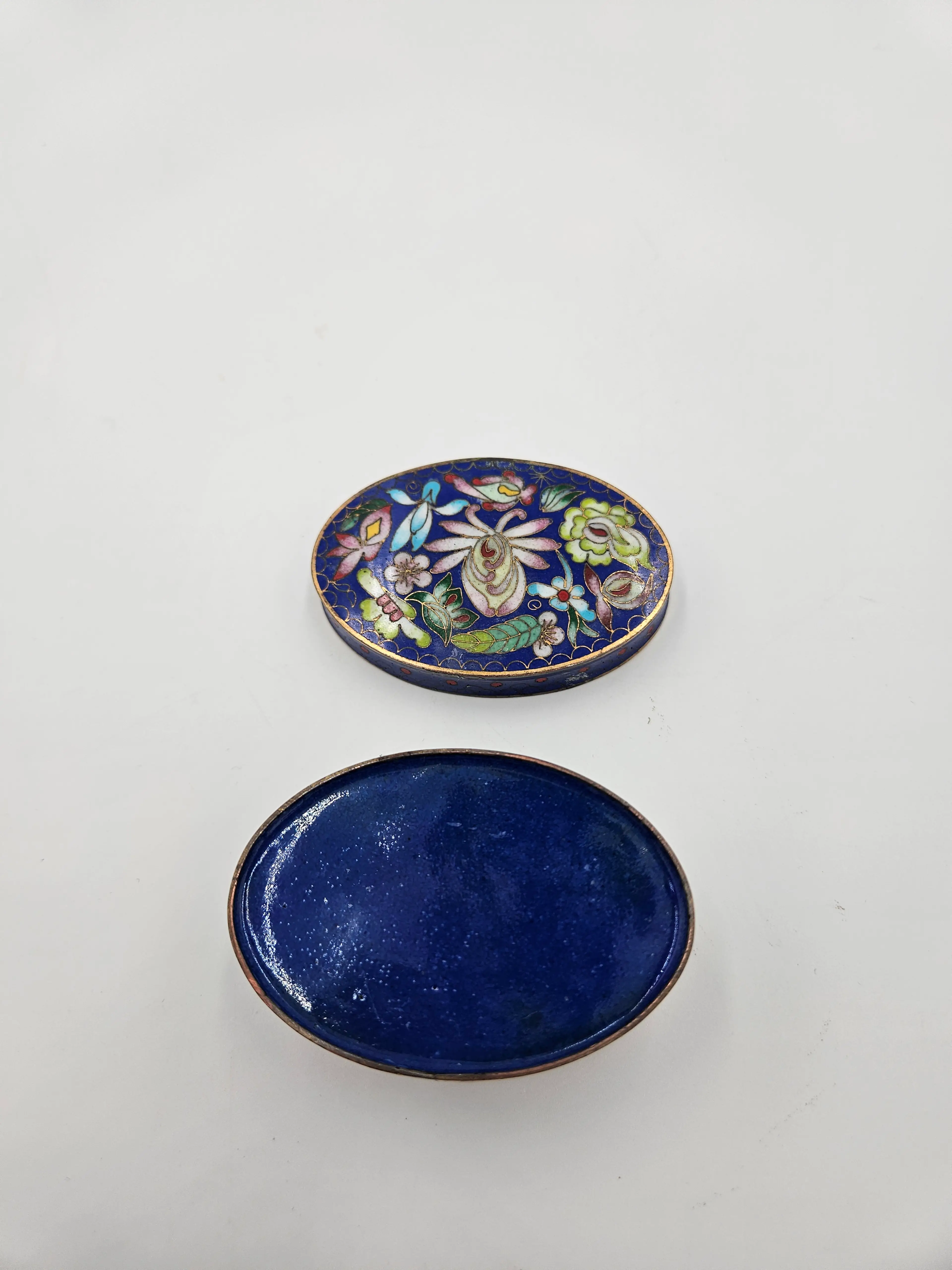 Image 2 of 3