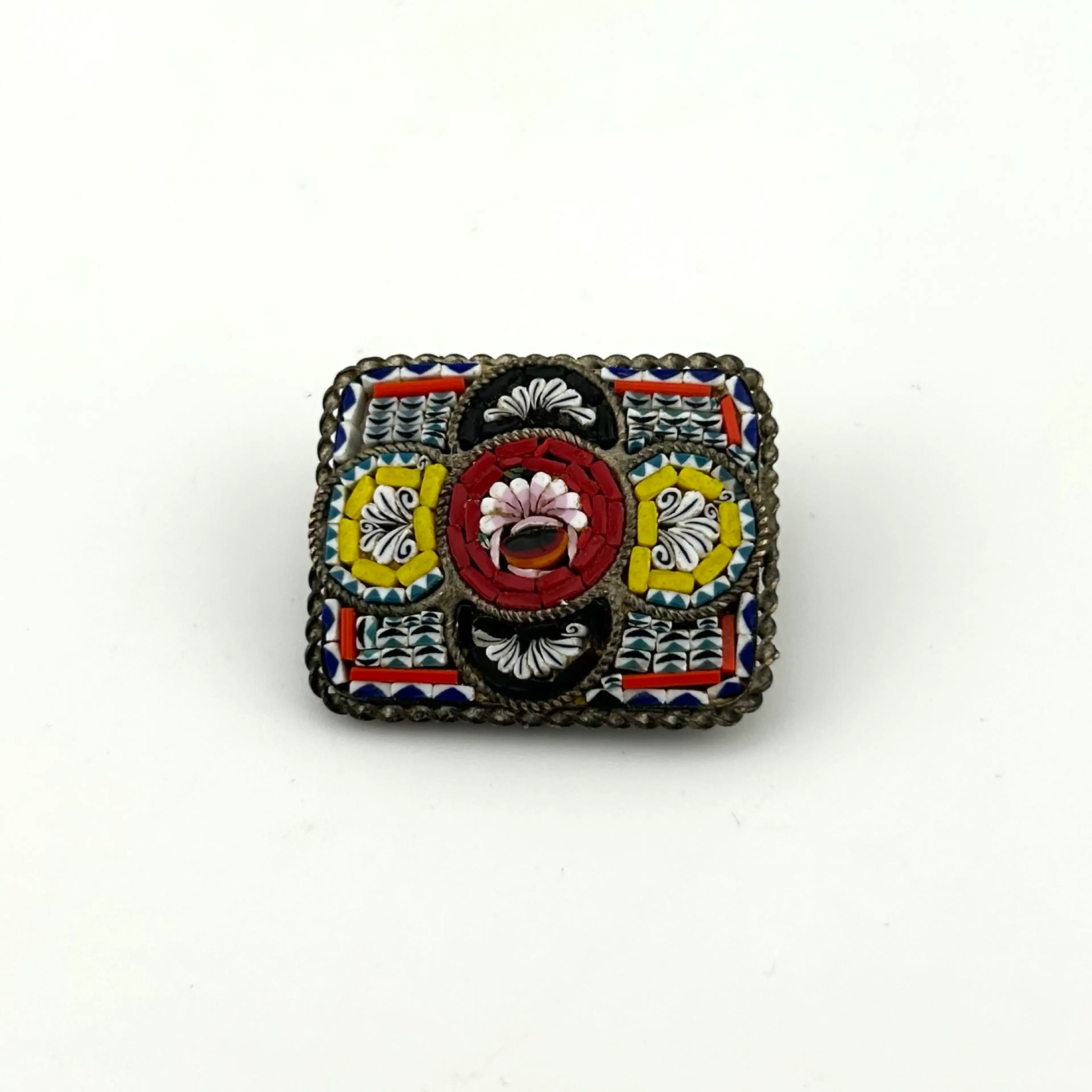 Image 1 of 4