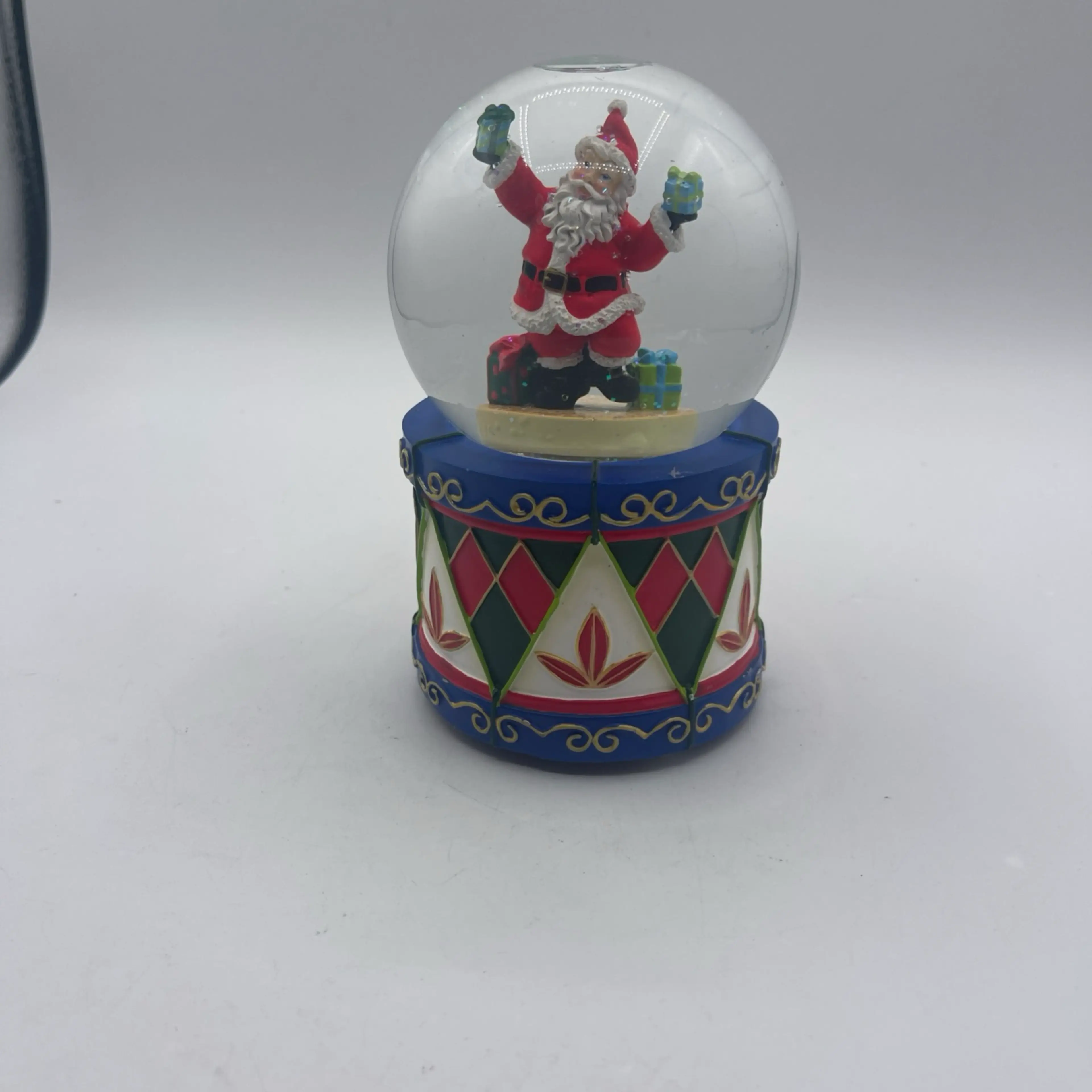 Image 2 of 9
