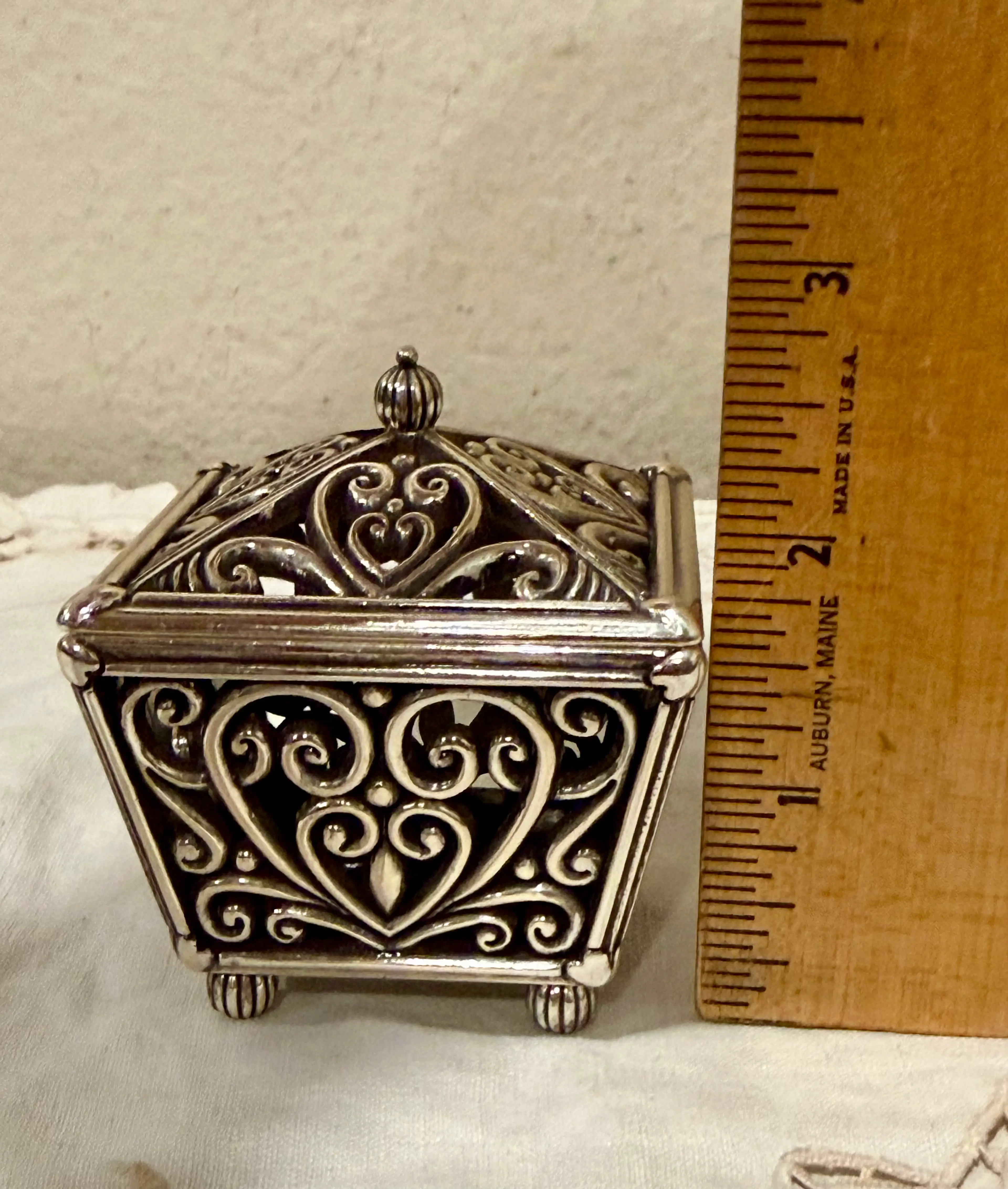 Image 3 of 12