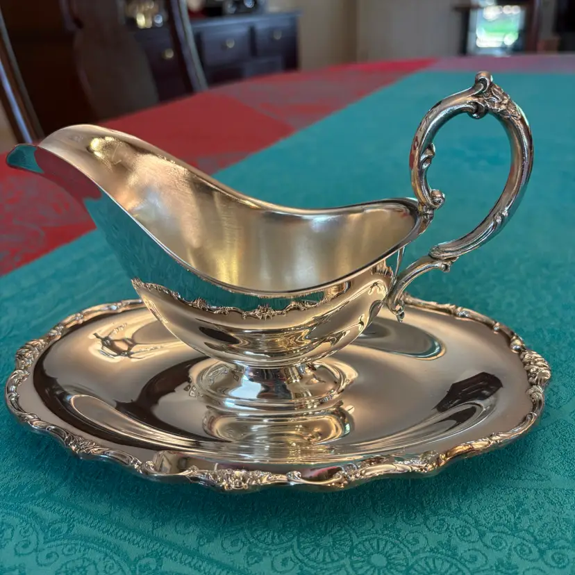 Vtg Gravy Boat with Attached Tray Footed Sauce Boat Floral Loop Handle